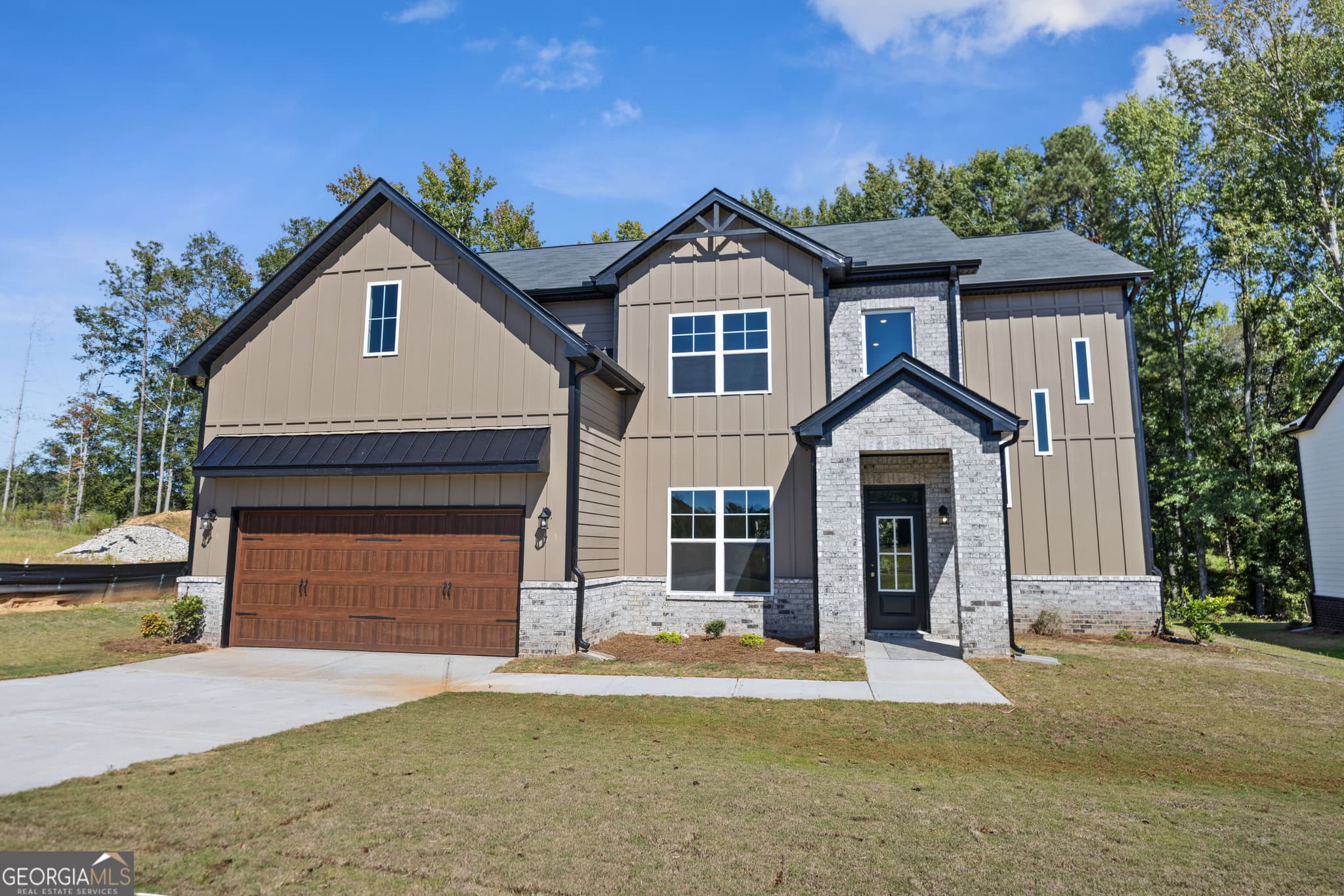 5 bedroom, 4 bathroom single family residence for sale at 165 Dawson Creek Lane, Locust Grove, GA 30248 — photo 2