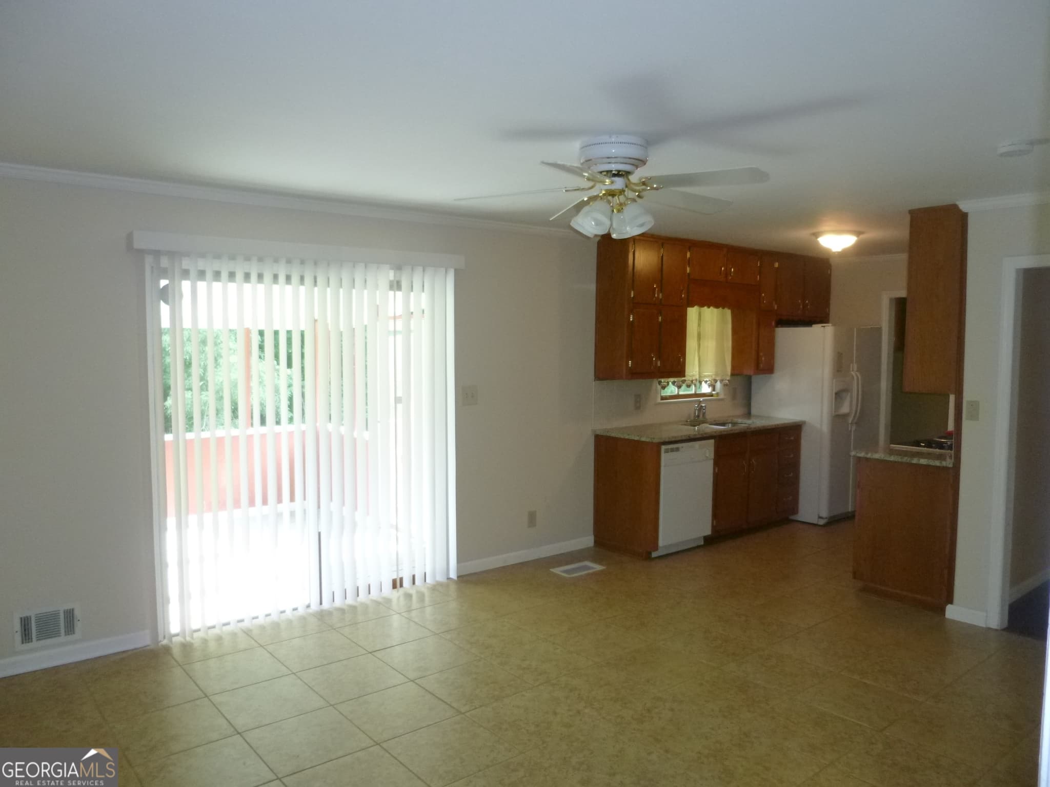 4 bedroom, 2 bathroom single family residence for rent at 2575 Fox Hall Lane, College Park, GA 30349 for $1,900 a month — photo 5