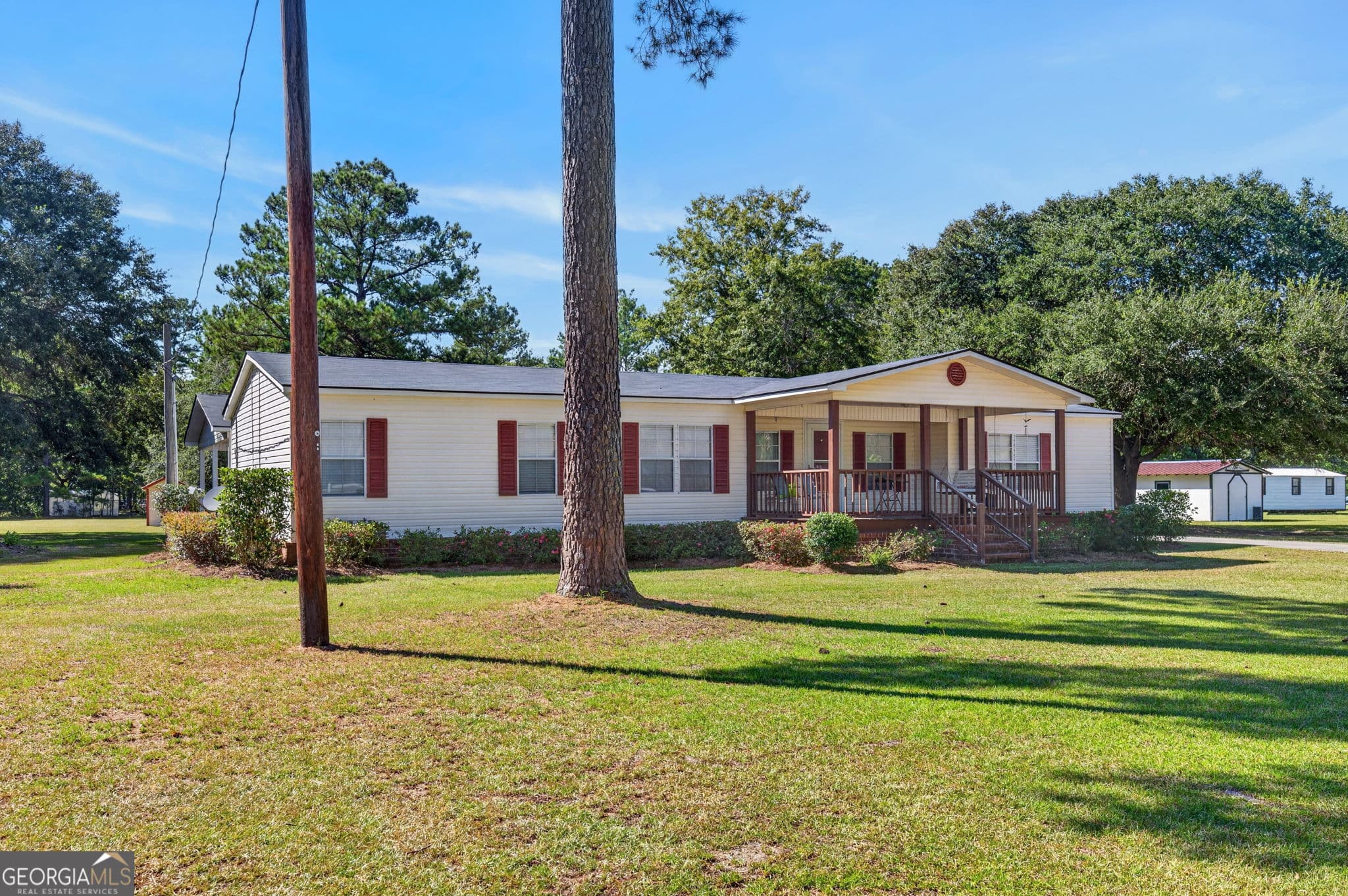 3 bedroom, 2 bathroom, 1,720 sq ft manufactured home,single family residence for sale at 1444 Courthouse Road, Guyton, GA 31312 — photo 3