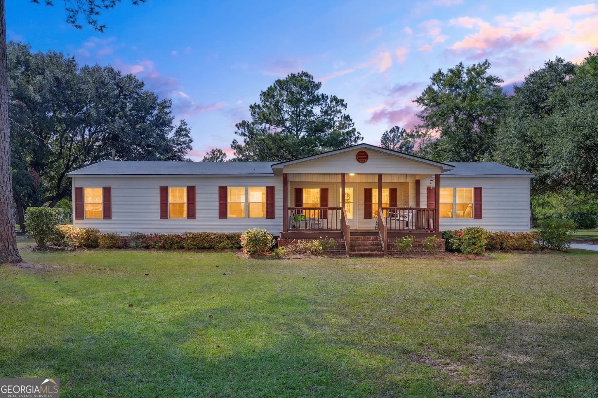 3 bedroom, 2 bathroom, 1,720 sq ft manufactured home,single family residence for sale at 1444 Courthouse Road, Guyton, GA 31312
