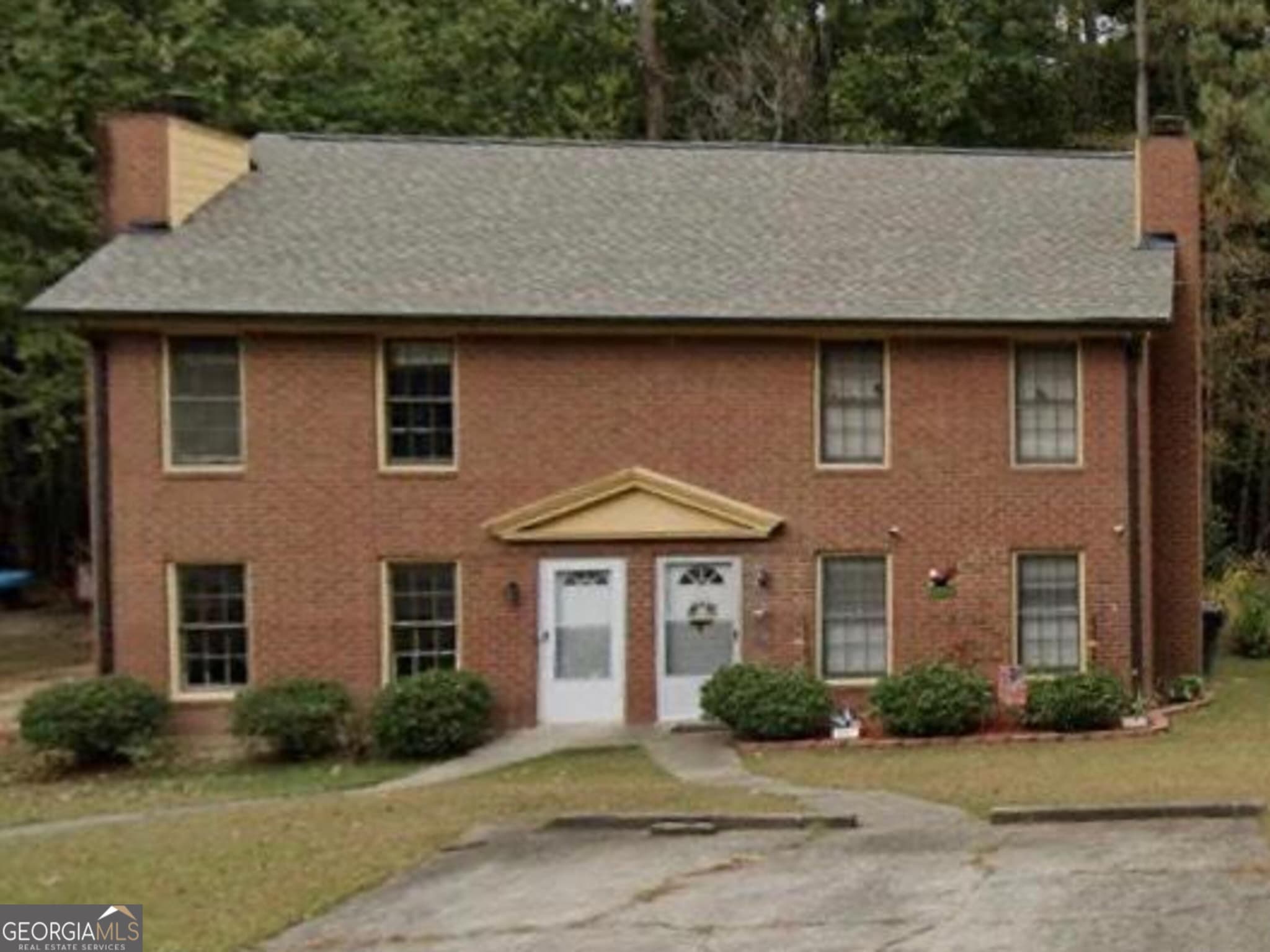 2 bedroom, 2.5 bathroom, 1,200 sq ft duplex for rent at 5677 Heron Court A, Norcross, GA 30071 for $1,500 a month — photo 1 of 10