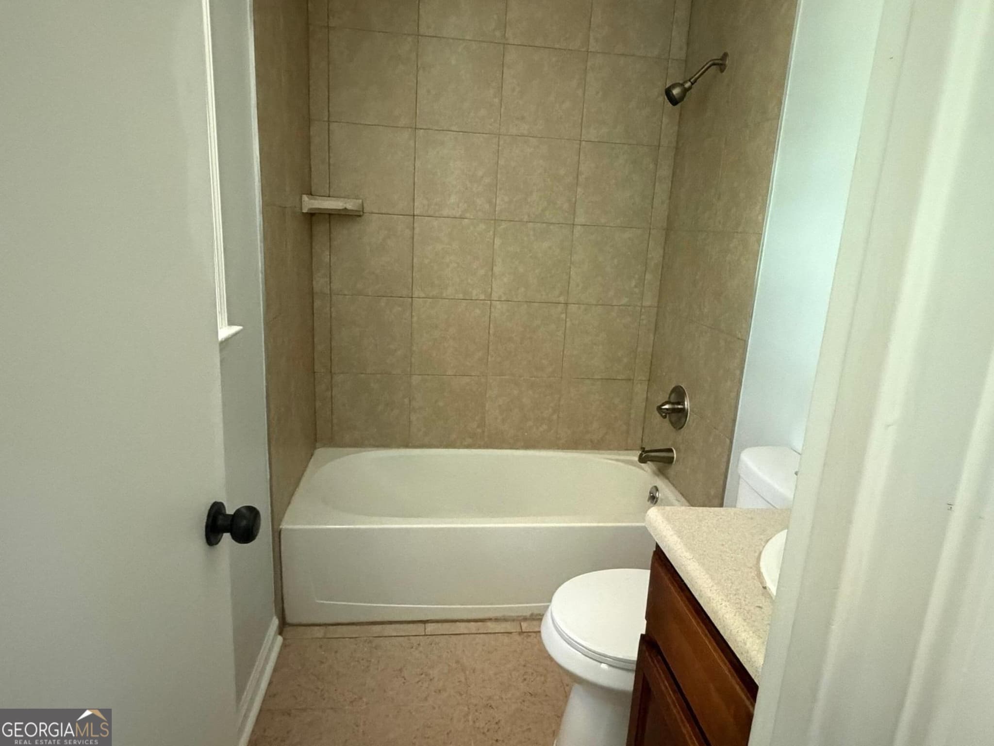 2 bedroom, 2.5 bathroom, 1,200 sq ft duplex for rent at 5677 Heron Court A, Norcross, GA 30071 for $1,500 a month — photo 9