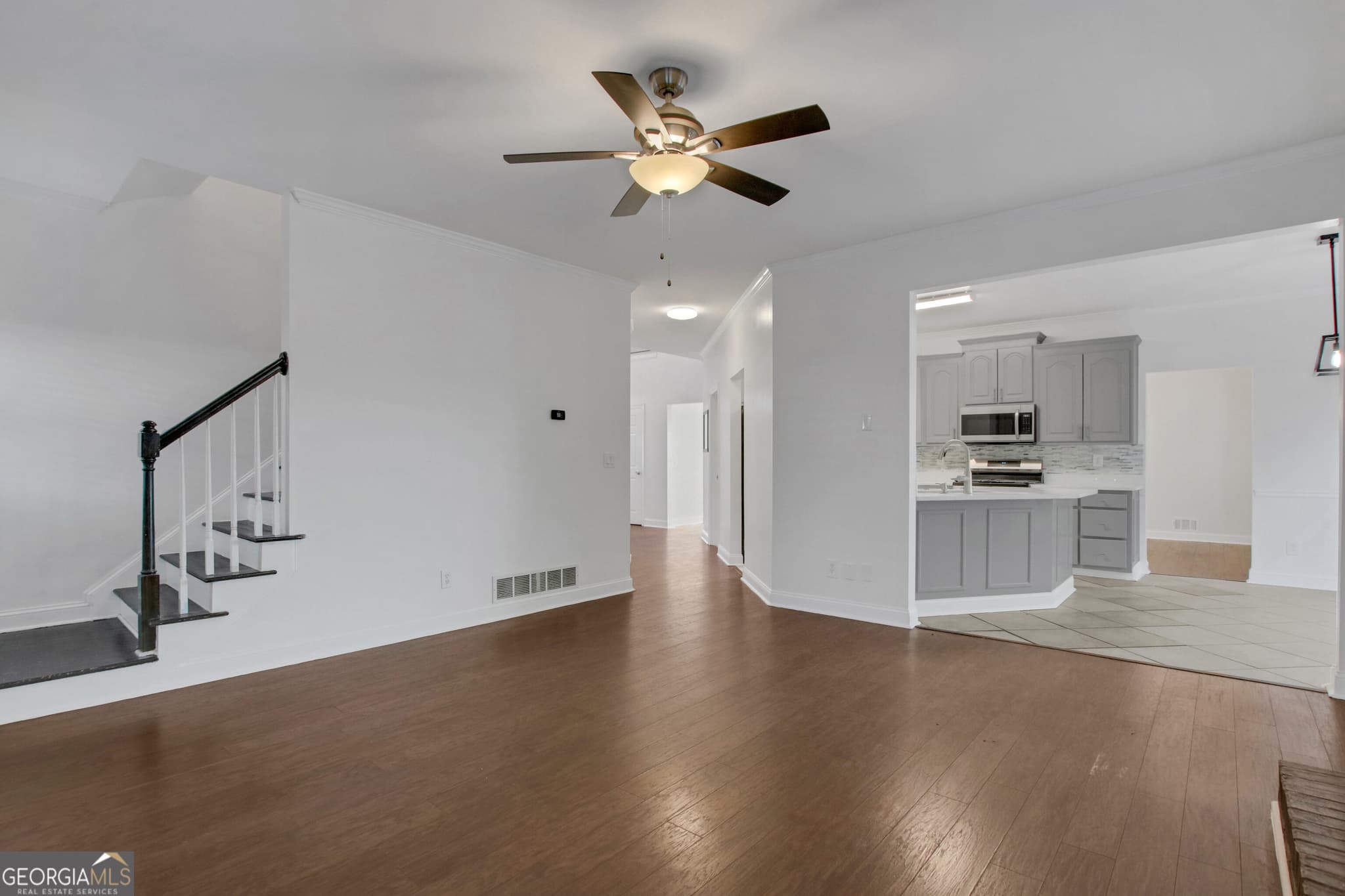 4 bedroom, 2.5 bathroom, 2,480 sq ft single family residence for sale at 5803 Silverthorn Drive, Flowery Branch, GA 30542 — photo 6