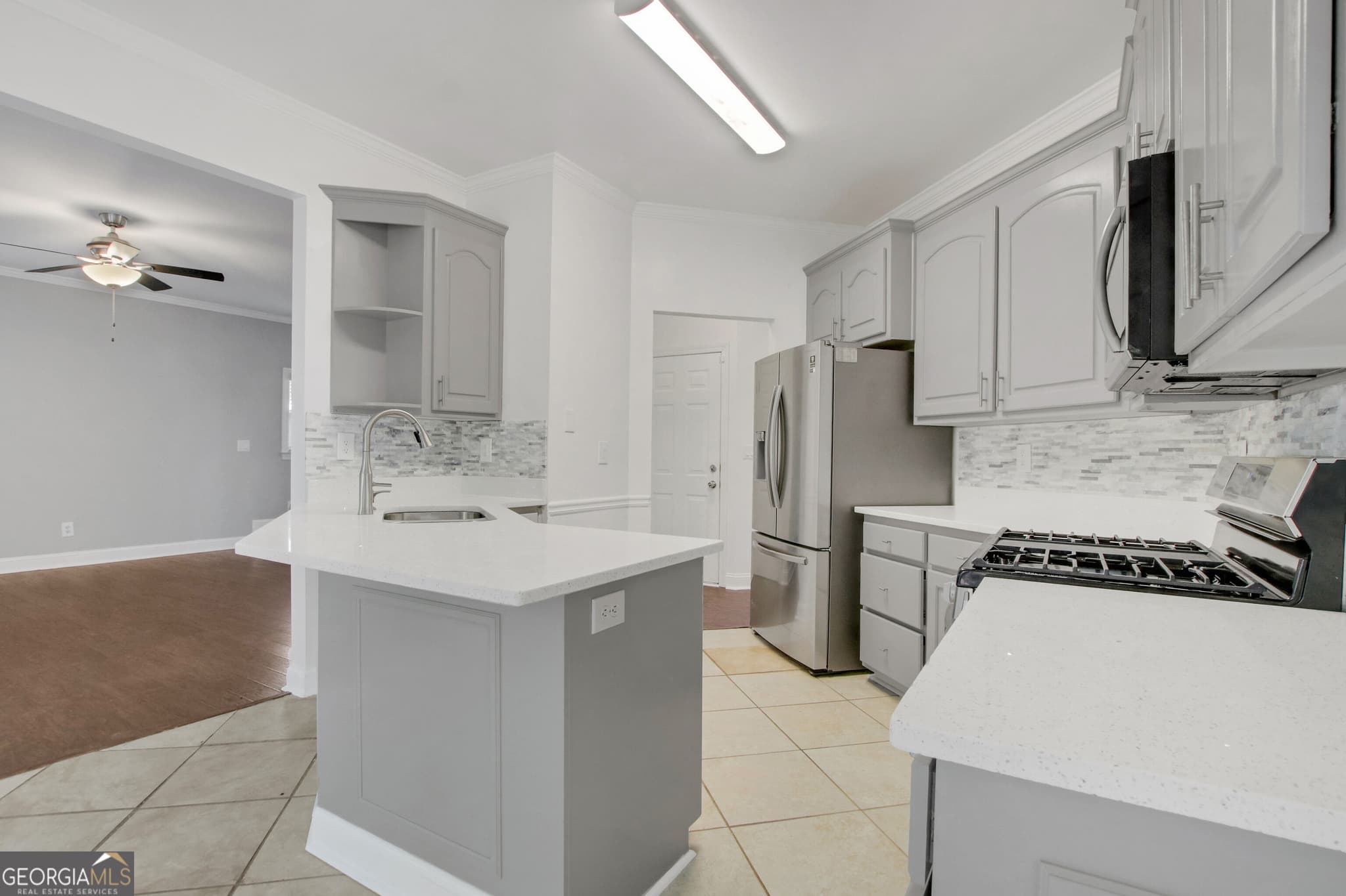 4 bedroom, 2.5 bathroom, 2,480 sq ft single family residence for sale at 5803 Silverthorn Drive, Flowery Branch, GA 30542 — photo 10