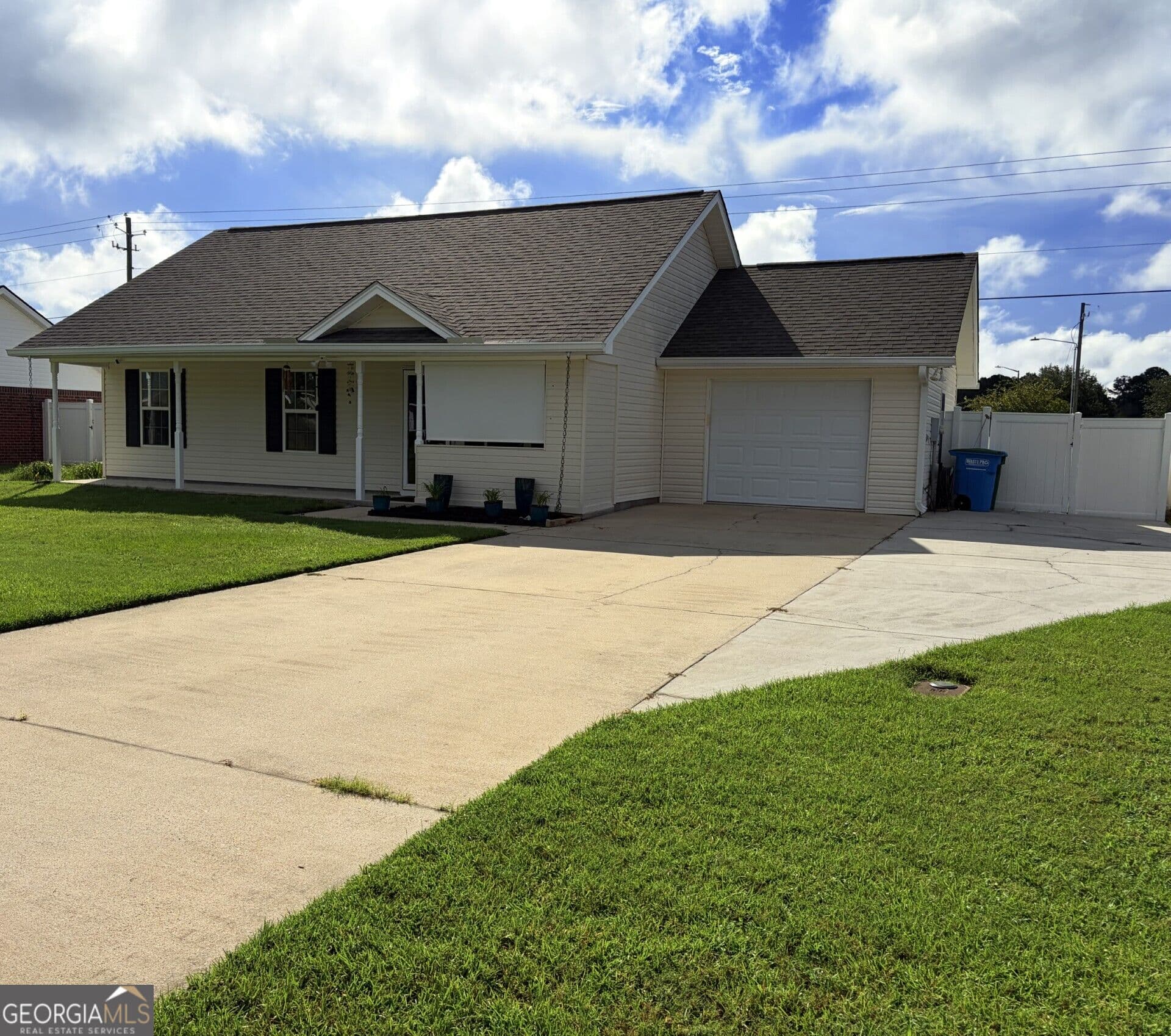 3 bedroom, 2 bathroom, 1,073 sq ft single family residence for sale at 111 Reese Way, Rincon, GA 31326 — photo 2