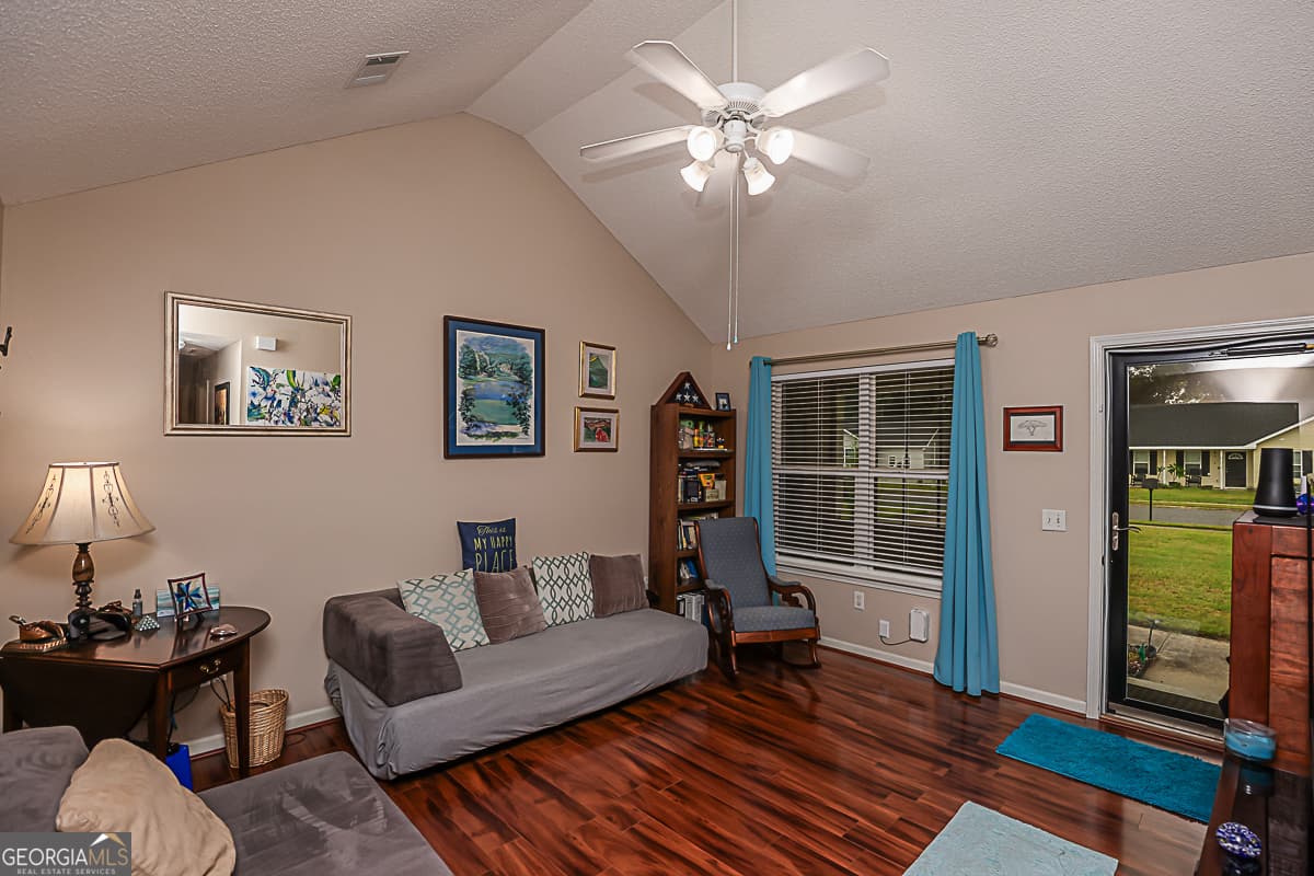 3 bedroom, 2 bathroom, 1,073 sq ft single family residence for sale at 111 Reese Way, Rincon, GA 31326 — photo 5
