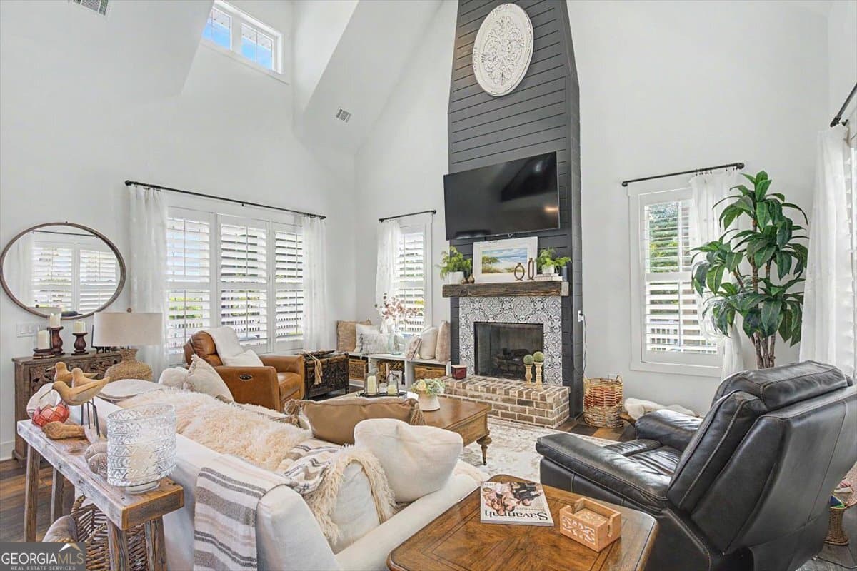 3 bedroom, 3 bathroom, 2,212 sq ft single family residence for sale at 164 River Road, Midway, GA 31320 — photo 6