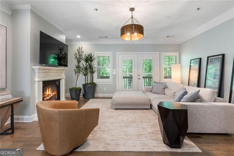 3 bedroom, 3.5 bathroom, 1,932 sq ft townhouse for sale at 402 Wade Creek Road, Alpharetta, GA 30009 — photo 3