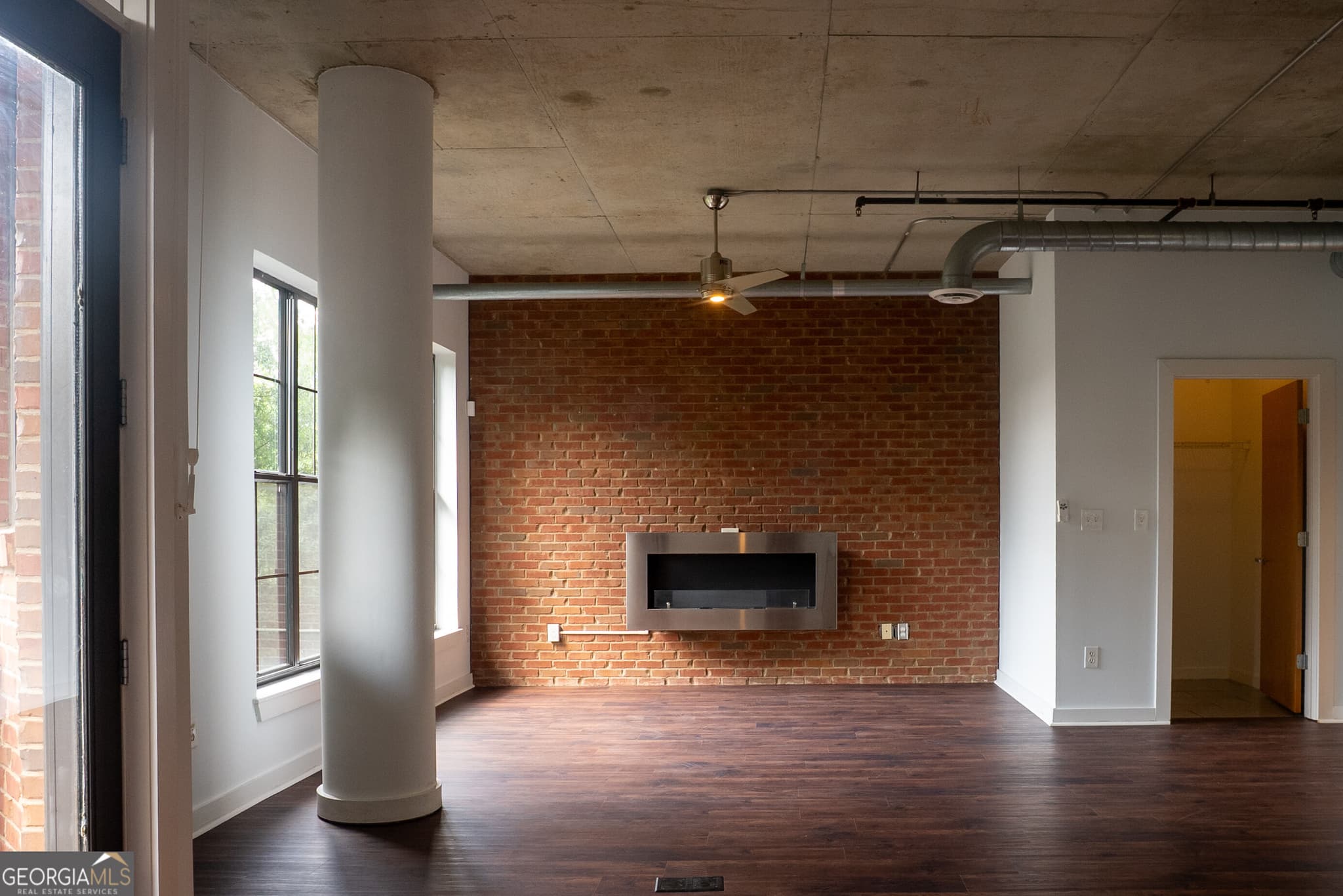 2 bedroom, 2 bathroom, 1,571 sq ft condominium for sale at 395 Central Park Place 230, Atlanta, GA 30312 — photo 7