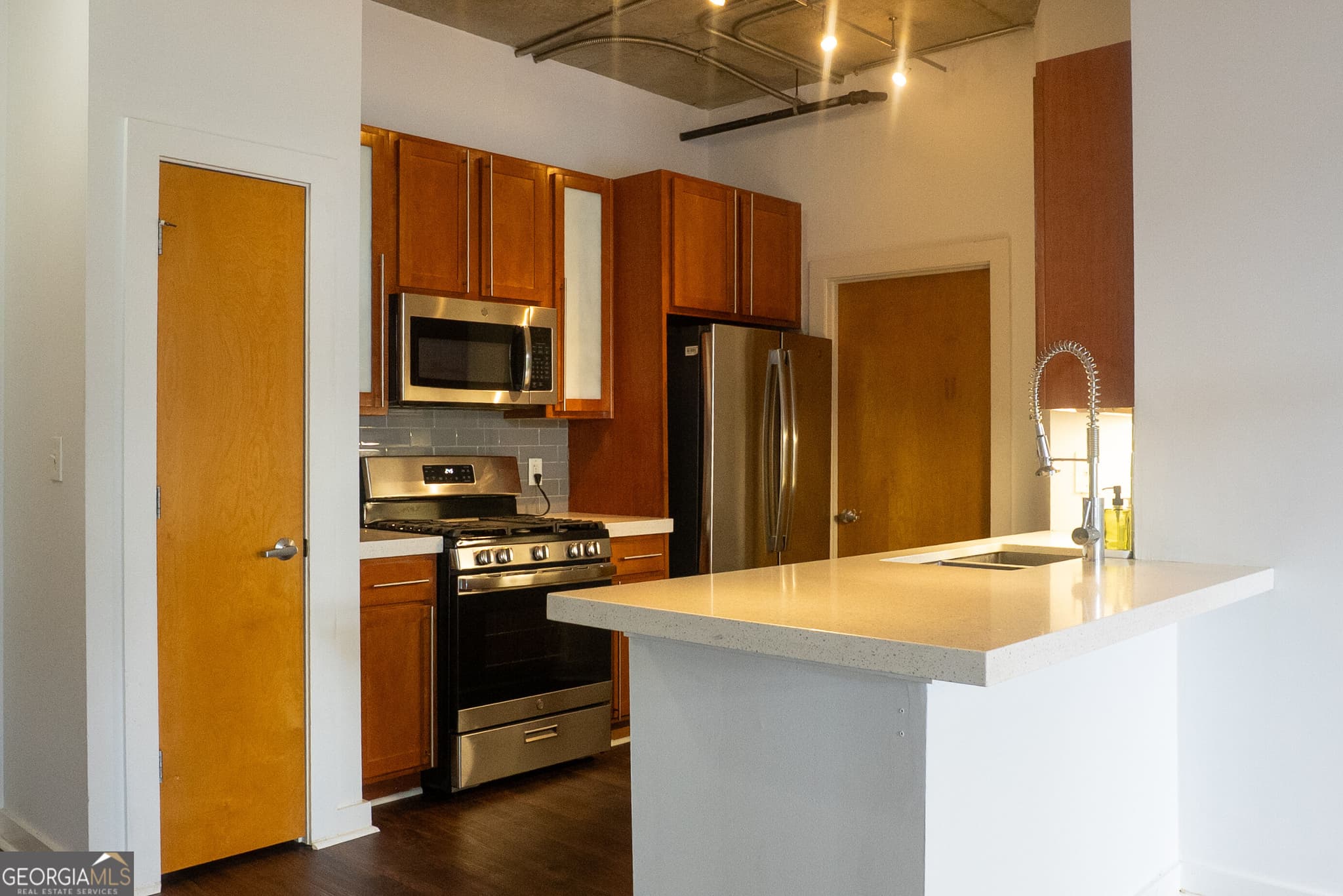 2 bedroom, 2 bathroom, 1,571 sq ft condominium for sale at 395 Central Park Place 230, Atlanta, GA 30312 — photo 5