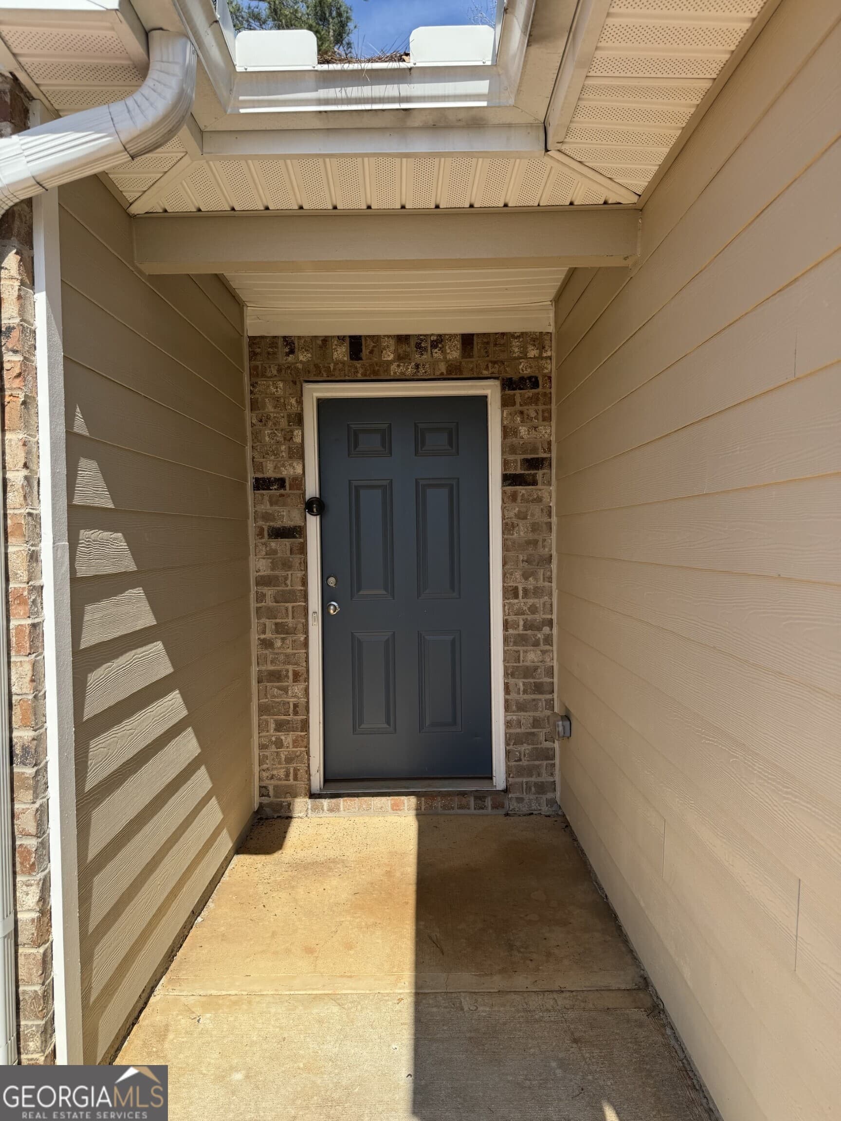 3 bedroom, 2 bathroom, 1,451 sq ft single family residence for sale at 506 Pine Meadows Court, Macon, GA 31206 — photo 3