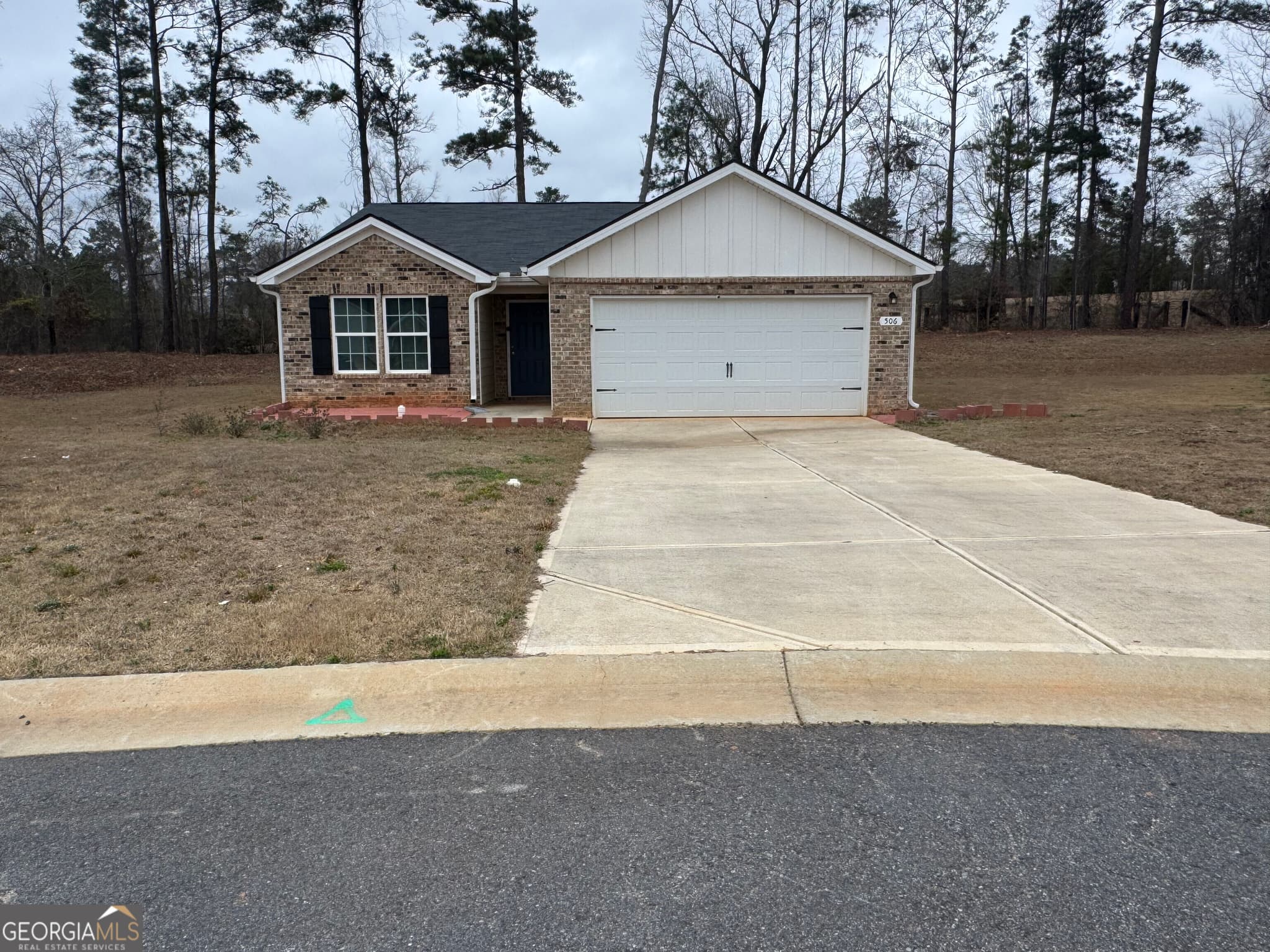 3 bedroom, 2 bathroom, 1,451 sq ft single family residence for sale at 506 Pine Meadows Court, Macon, GA 31206