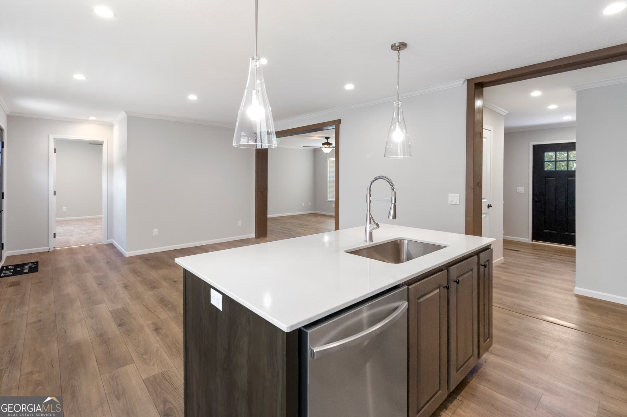 3 bedroom, 2 bathroom, 1,530 sq ft manufactured home,single family residence for sale at 654 Robertson Loop Road, Clarkesville, GA 30523 — photo 8