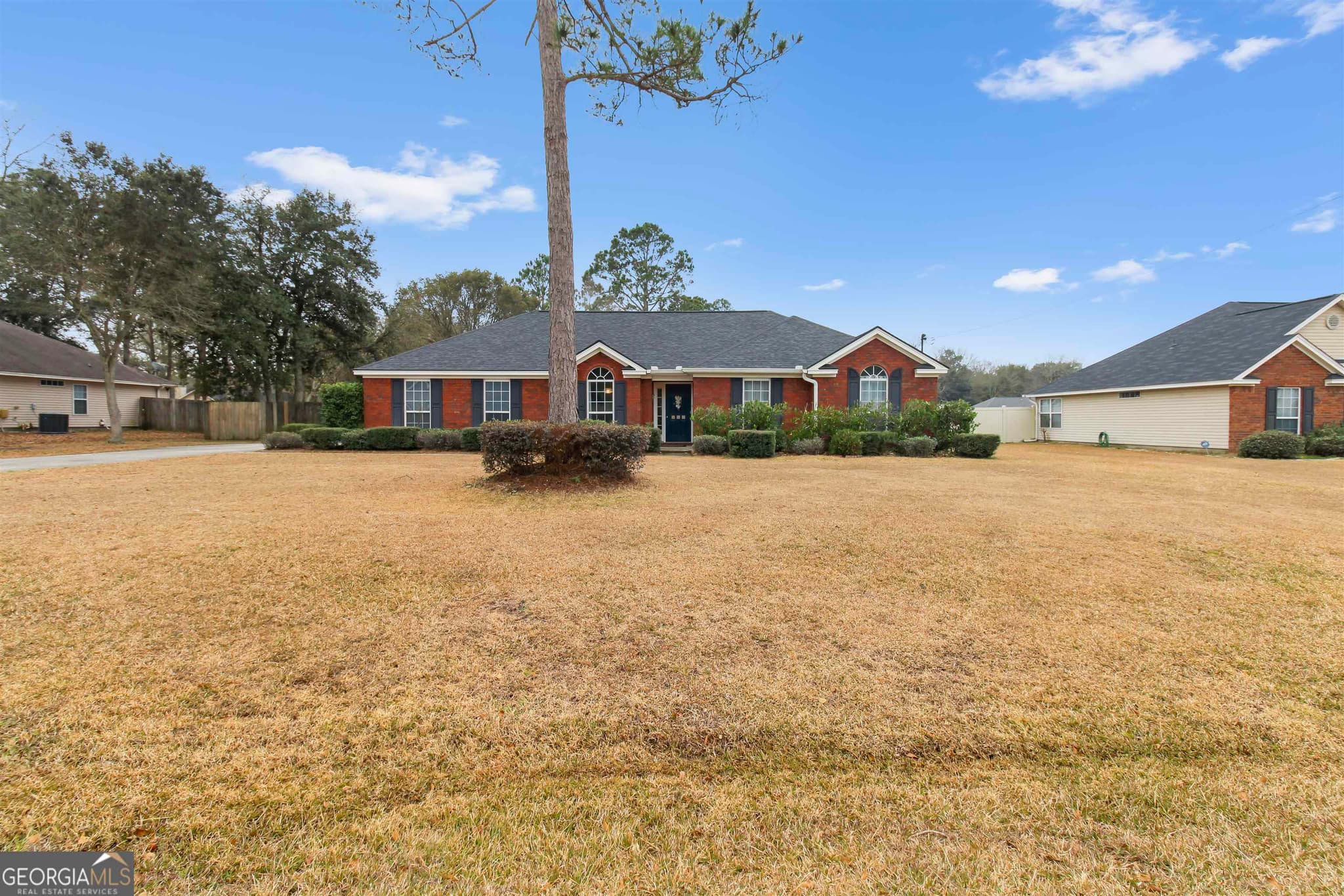 3 bedroom, 2 bathroom single family residence sold at 105 Joshua Circle, Ellabell, GA 31308