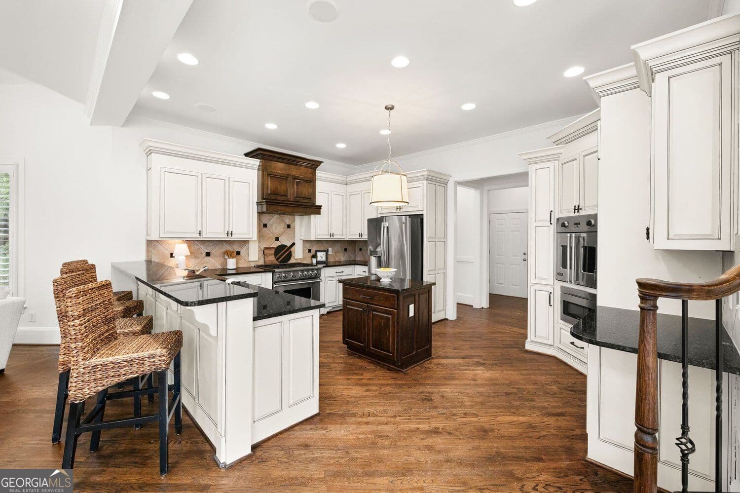 5 bedroom, 5.5 bathroom, 6,383 sq ft single family residence for sale at 8030 Coventry Pointe, Suwanee, GA 30024 — photo 10