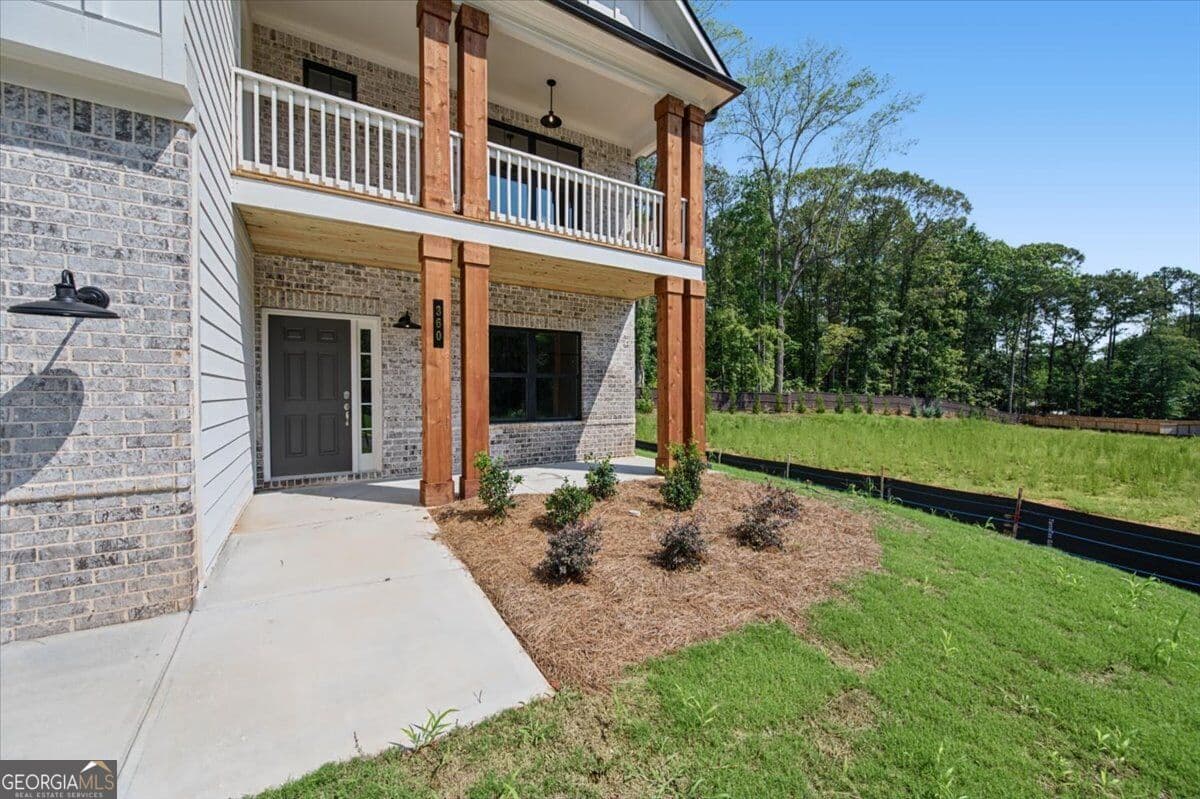 4 bedroom, 2.5 bathroom, 2,301 sq ft single family residence for sale at 360 Waterbluff Drive, Mableton, GA 30126 — photo 4