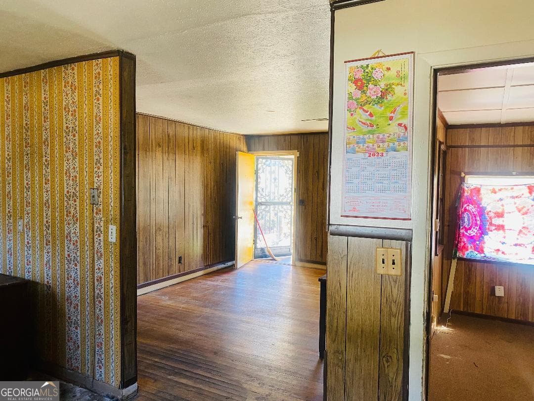 3 bedroom, 1 bathroom, 1,075 sq ft single family residence under contract at 349 Art Avenue, Columbus, GA 31907 — photo 3
