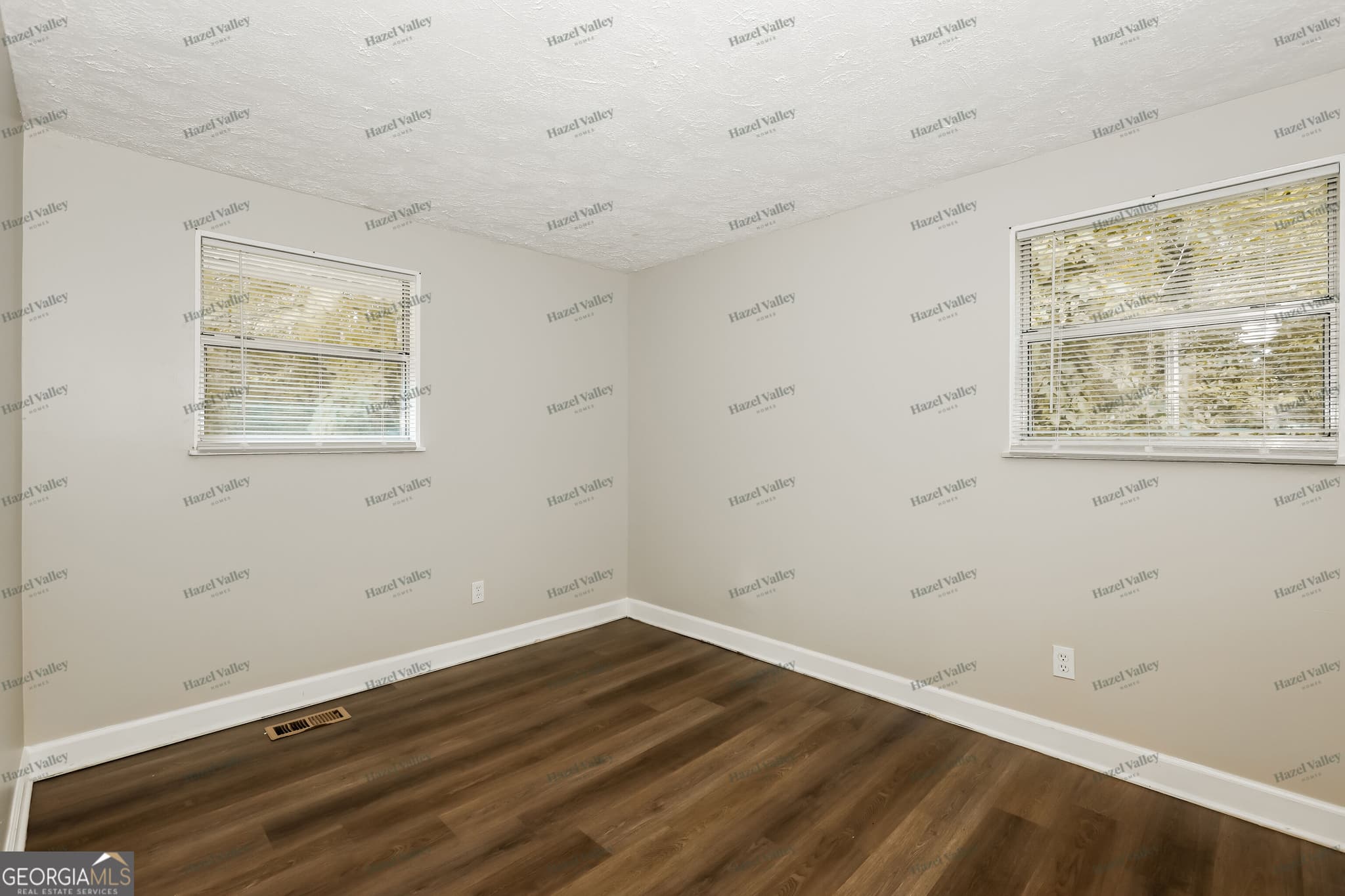 3 bedroom, 1 bathroom, 1,158 sq ft single family residence for rent at 809 Brian Lane, Forest Park, GA 30297 for $1,250 a month — photo 3