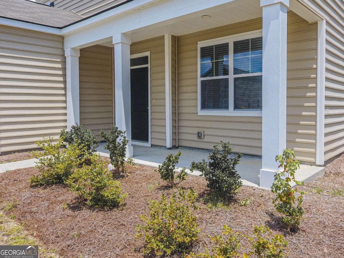 5 bedroom, 3.5 bathroom, 2,721 sq ft single family residence for sale at 150 Kraft Cove, Pooler, GA 31322 — photo 4