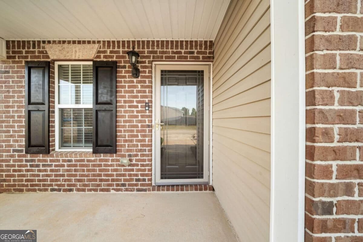 2 bedroom, 2 bathroom, 1,209 sq ft single family residence for sale at 1514 Louise Anderson Drive, Griffin, GA 30224 — photo 2