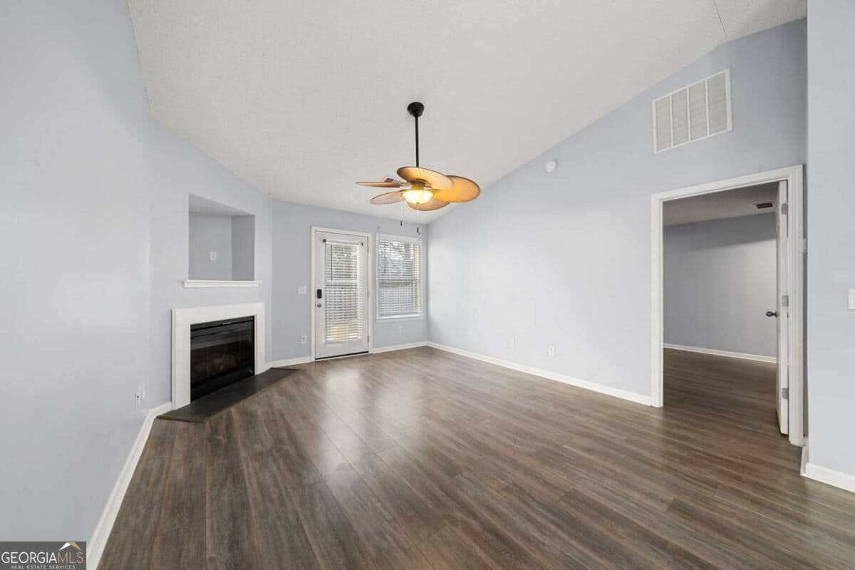 2 bedroom, 2 bathroom, 1,209 sq ft single family residence for sale at 1514 Louise Anderson Drive, Griffin, GA 30224 — photo 7