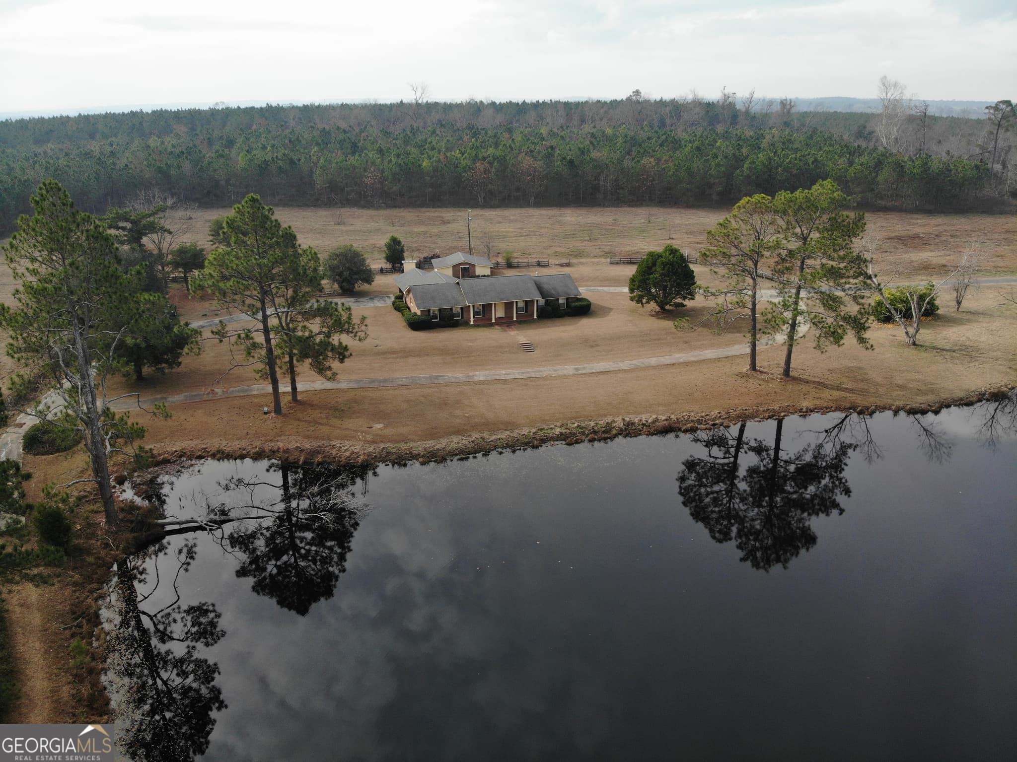 4 bedroom, 2 bathroom, 2,362 sq ft single family residence sold at 1668 E Golden Isles Highway, Mcrae-Helena, GA 31055