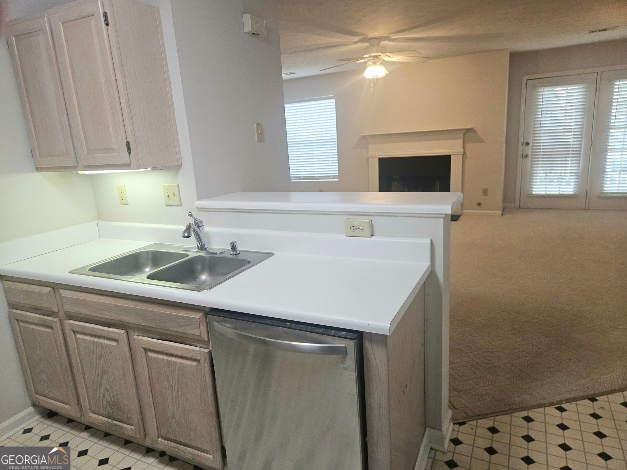 2 bedroom, 2 bathroom condominium for rent at 1391 Keys Crossing Drive, Atlanta, GA 30319 for $1,895 a month — photo 7