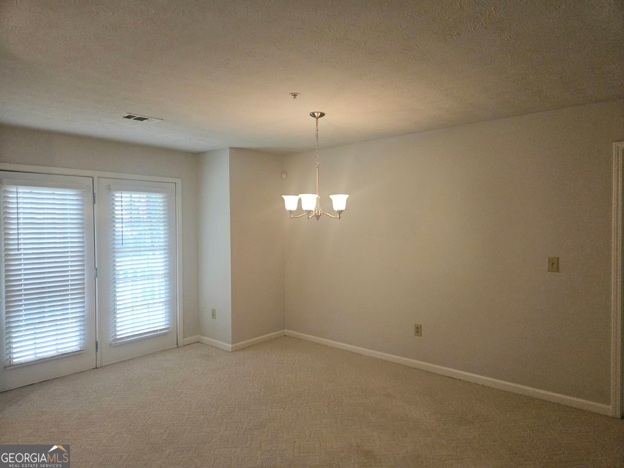 2 bedroom, 2 bathroom condominium for rent at 1391 Keys Crossing Drive, Atlanta, GA 30319 for $1,895 a month — photo 3