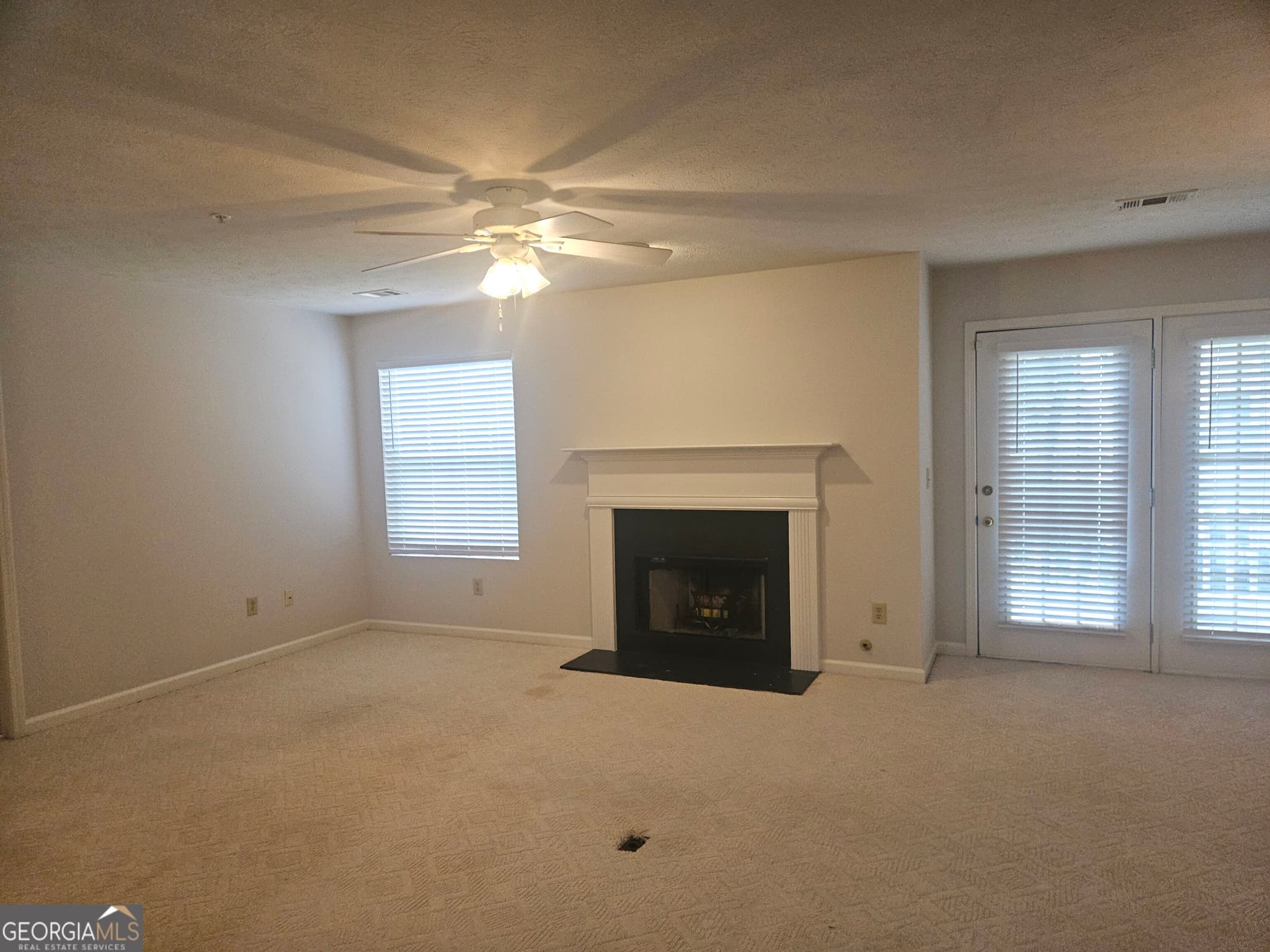 2 bedroom, 2 bathroom condominium for rent at 1391 Keys Crossing Drive, Atlanta, GA 30319 for $1,895 a month — photo 4