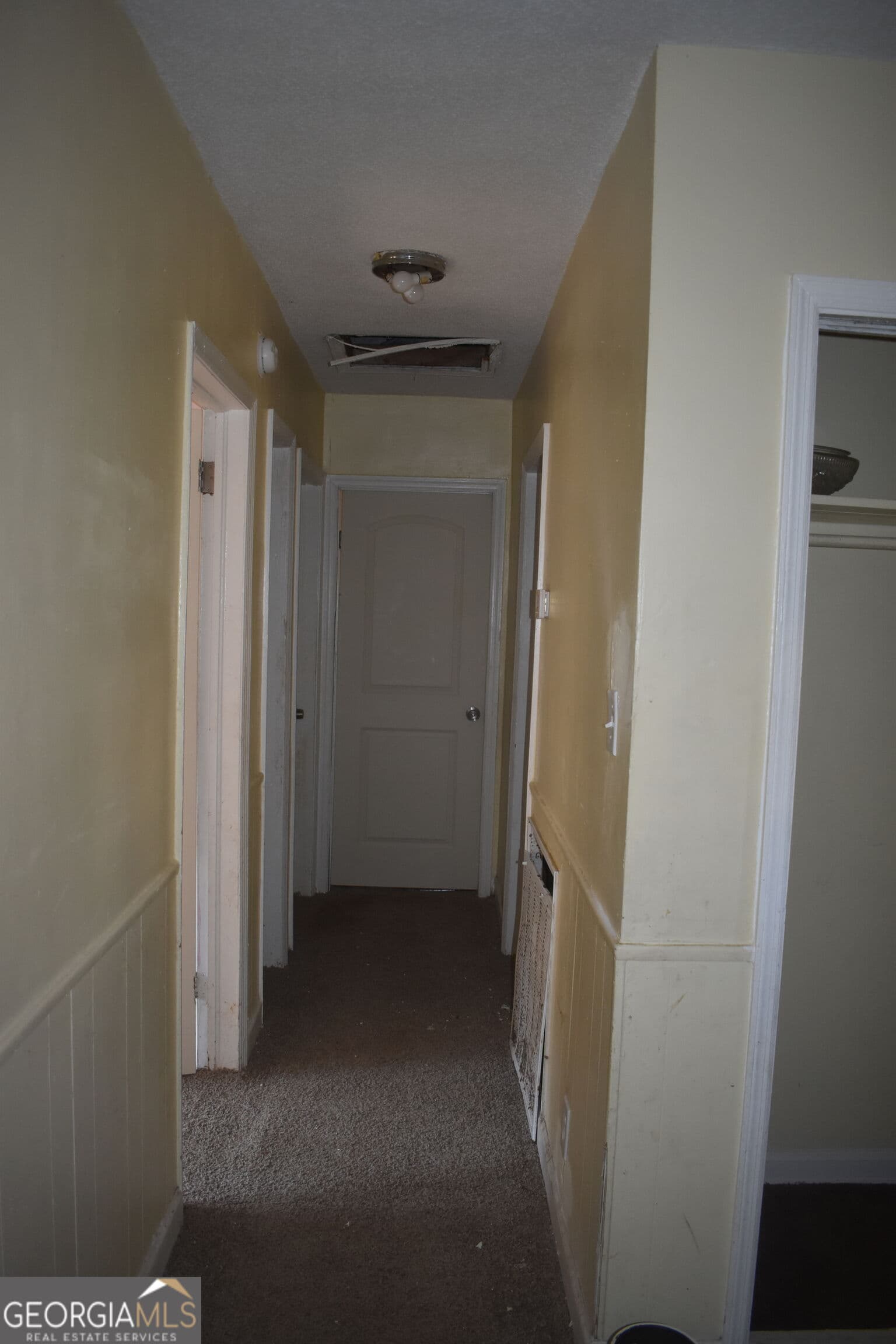 3 bedroom, 1 bathroom, 1,412 sq ft single family residence for sale at 4085 Marse Allen Road, Macon, GA 31206 — photo 3