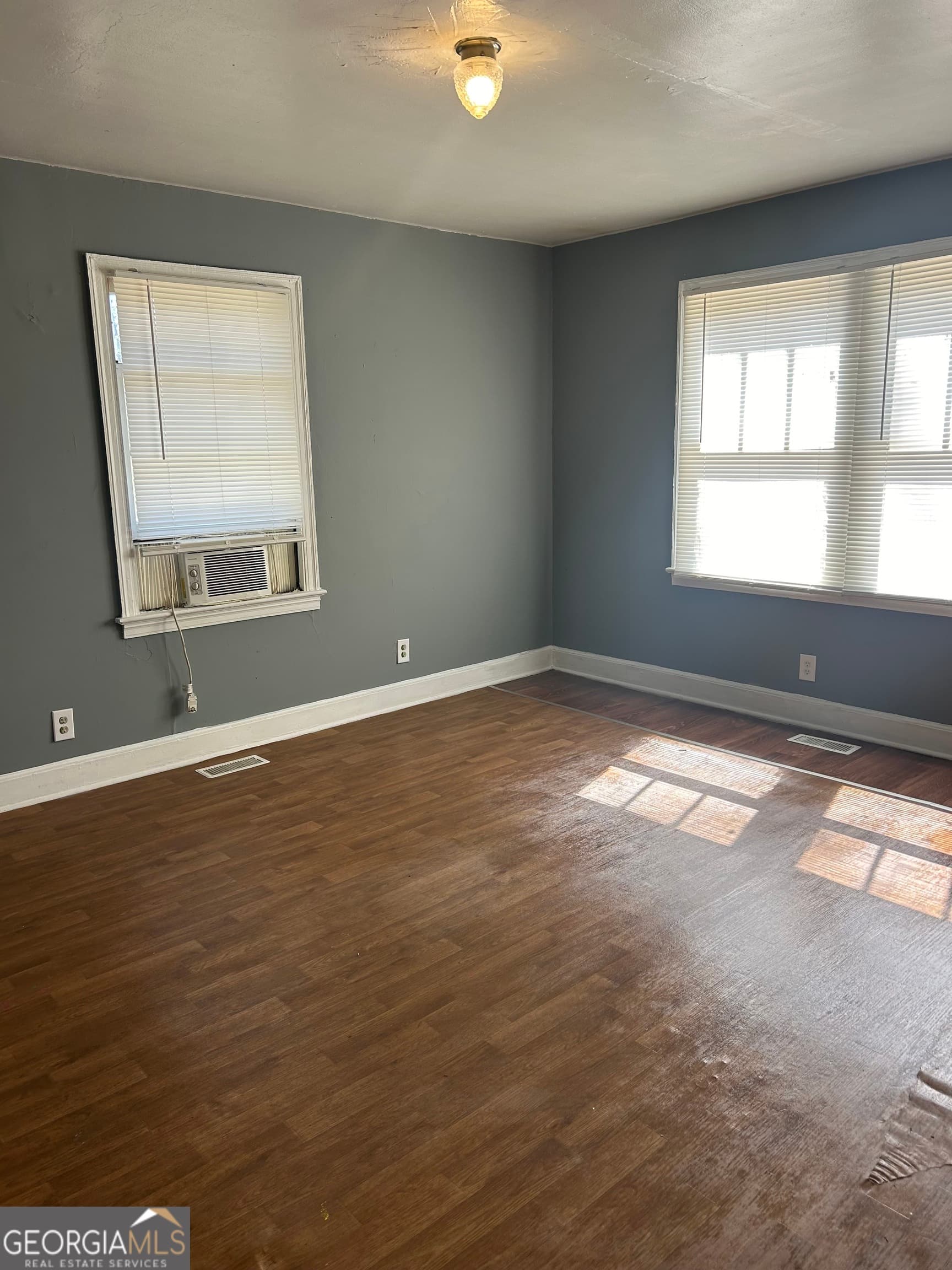3 bedroom, 1 bathroom, 1,226 sq ft single family residence for sale at 390 Charlotte Boulevard, Stockbridge, GA 30281 — photo 9