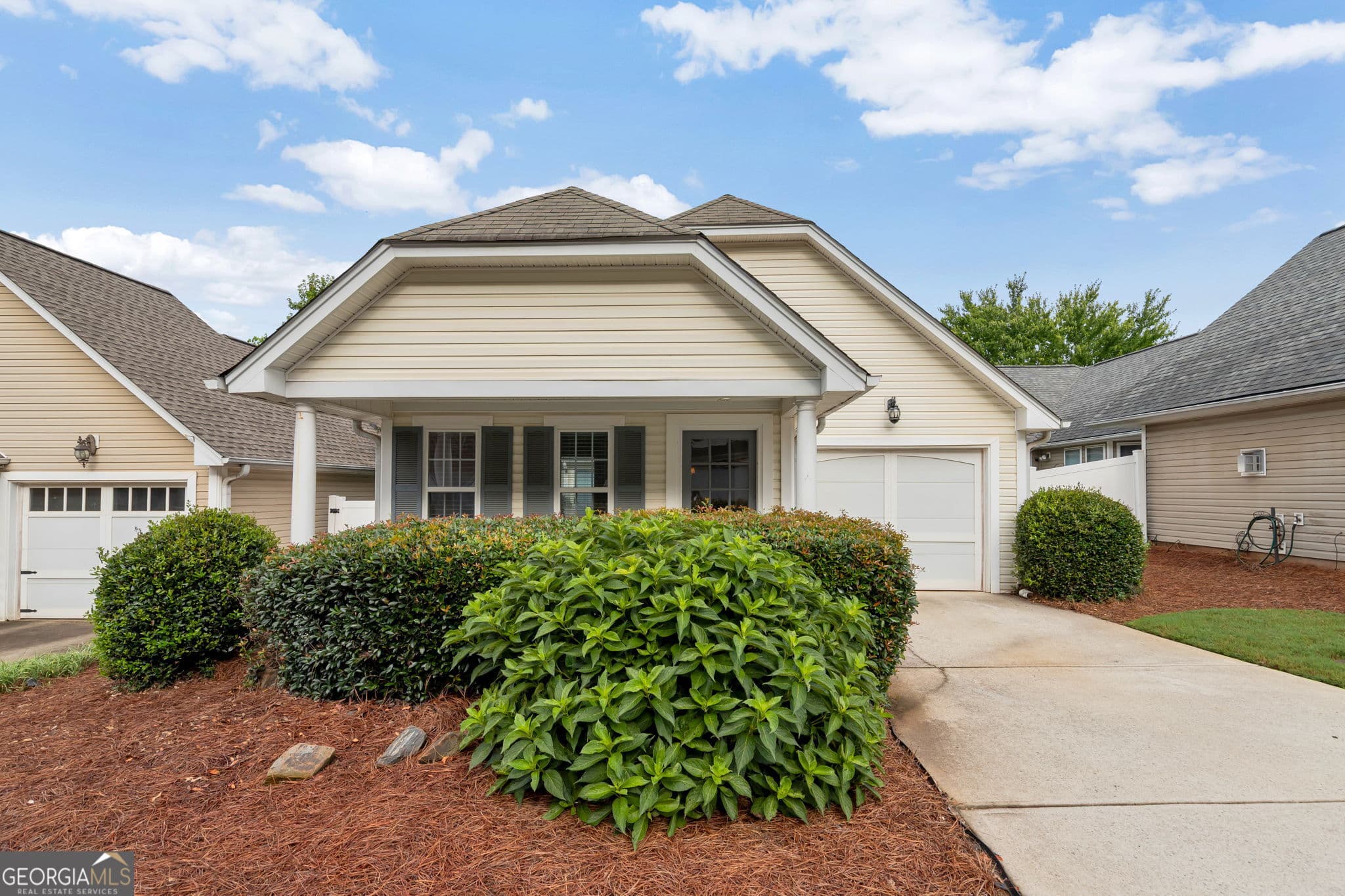 3 bedroom, 2 bathroom, 1,337 sq ft single family residence for rent at 196 Highland Falls Drive, Hiram, GA 30141 for $1,750 a month — photo 1 of 15