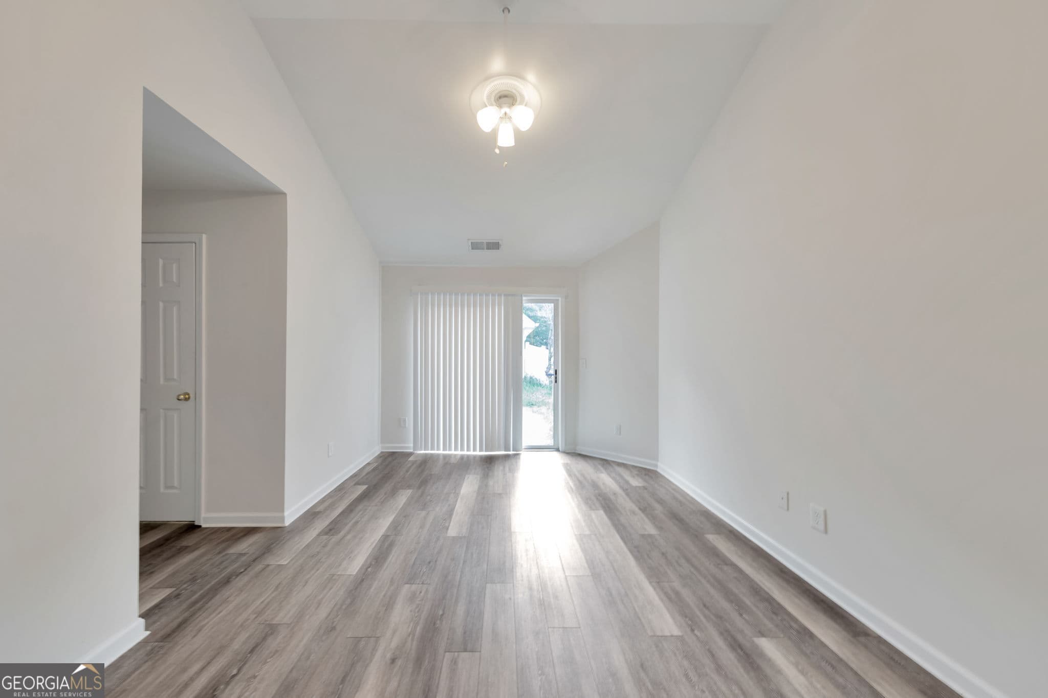 3 bedroom, 2 bathroom, 1,337 sq ft single family residence for rent at 196 Highland Falls Drive, Hiram, GA 30141 for $1,750 a month — photo 9