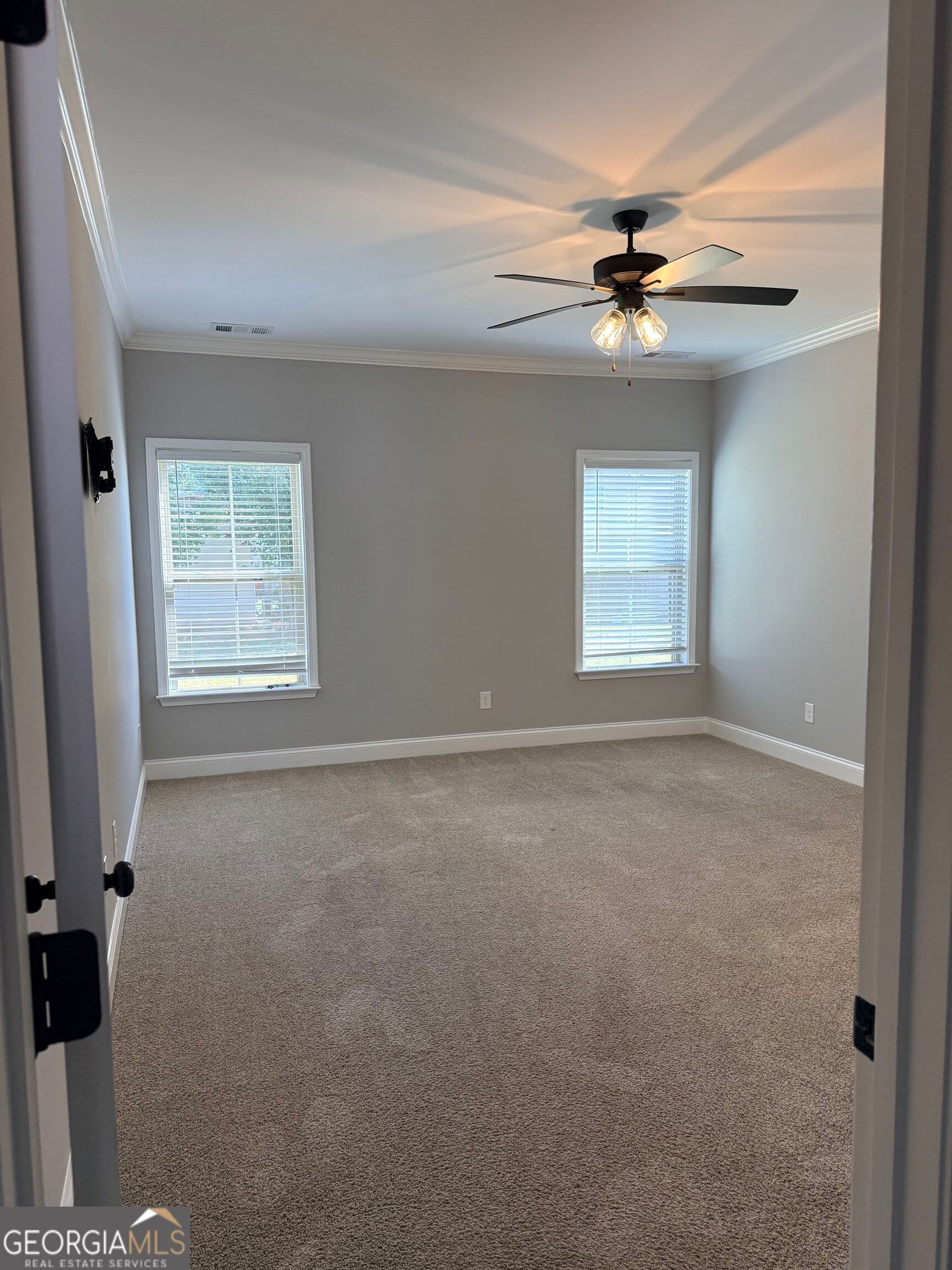 5 bedroom, 3.5 bathroom, 2,243 sq ft single family residence for sale at 145 Arbor Creek, Warner Robins, GA 31093 — photo 2