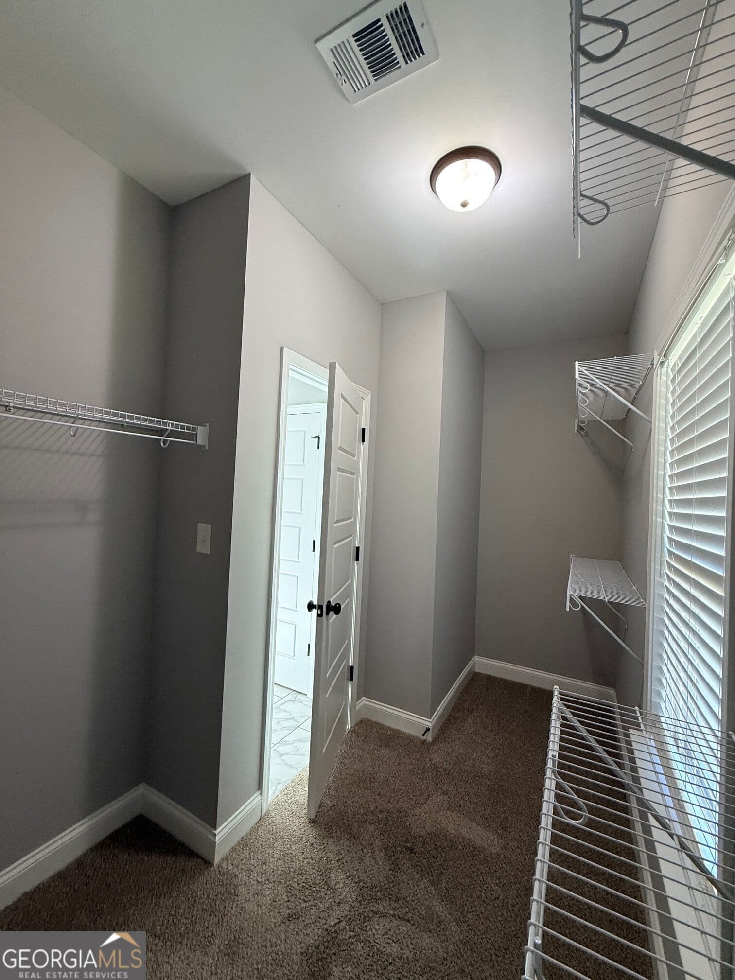 5 bedroom, 3.5 bathroom, 2,243 sq ft single family residence for sale at 145 Arbor Creek, Warner Robins, GA 31093 — photo 8