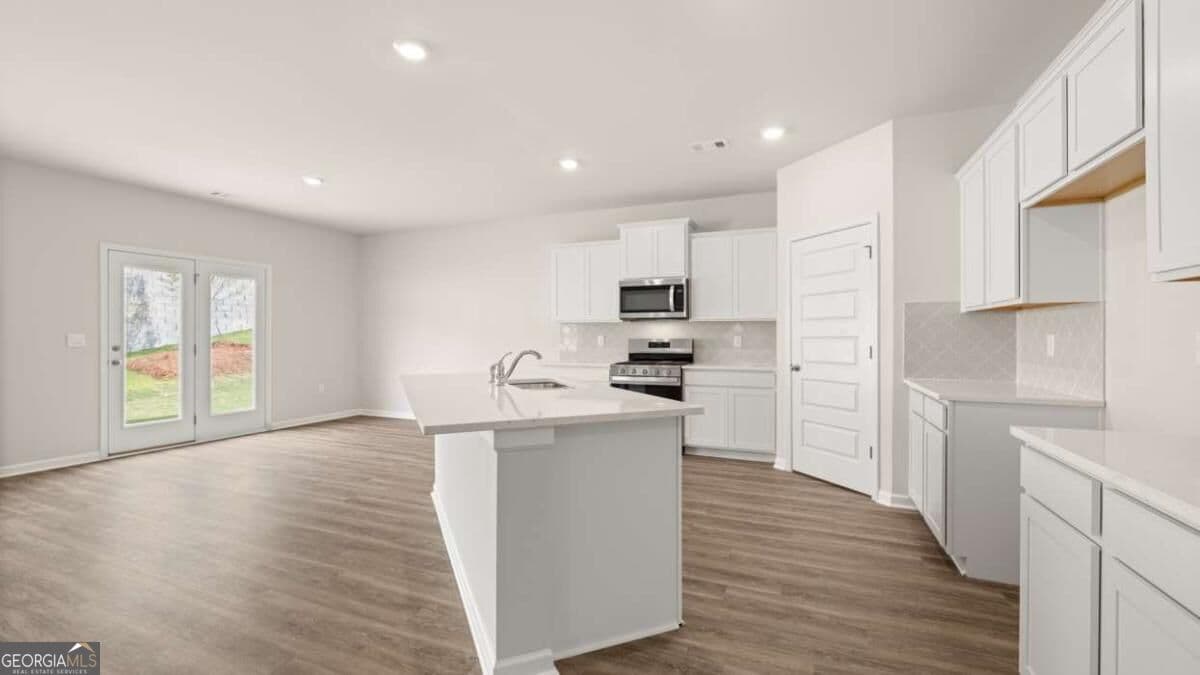 4 bedroom, 2.5 bathroom single family residence for sale at 1241 Kingston Avenue 88, Buckhead, GA 30625 — photo 10