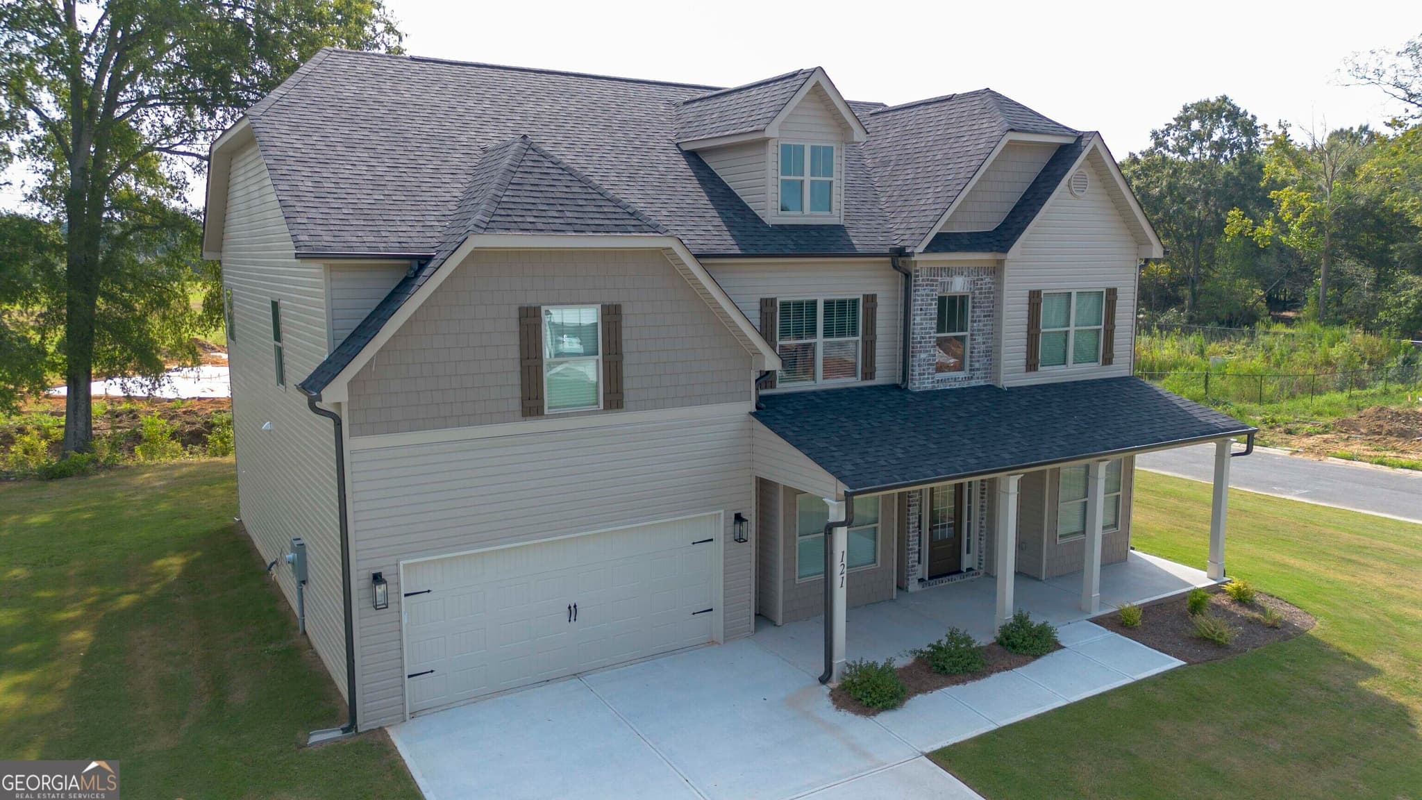 4 bedroom, 3 bathroom, 3,222 sq ft single family residence for sale at 121 Bluecoat Trail, Byron, GA 31008 — photo 2