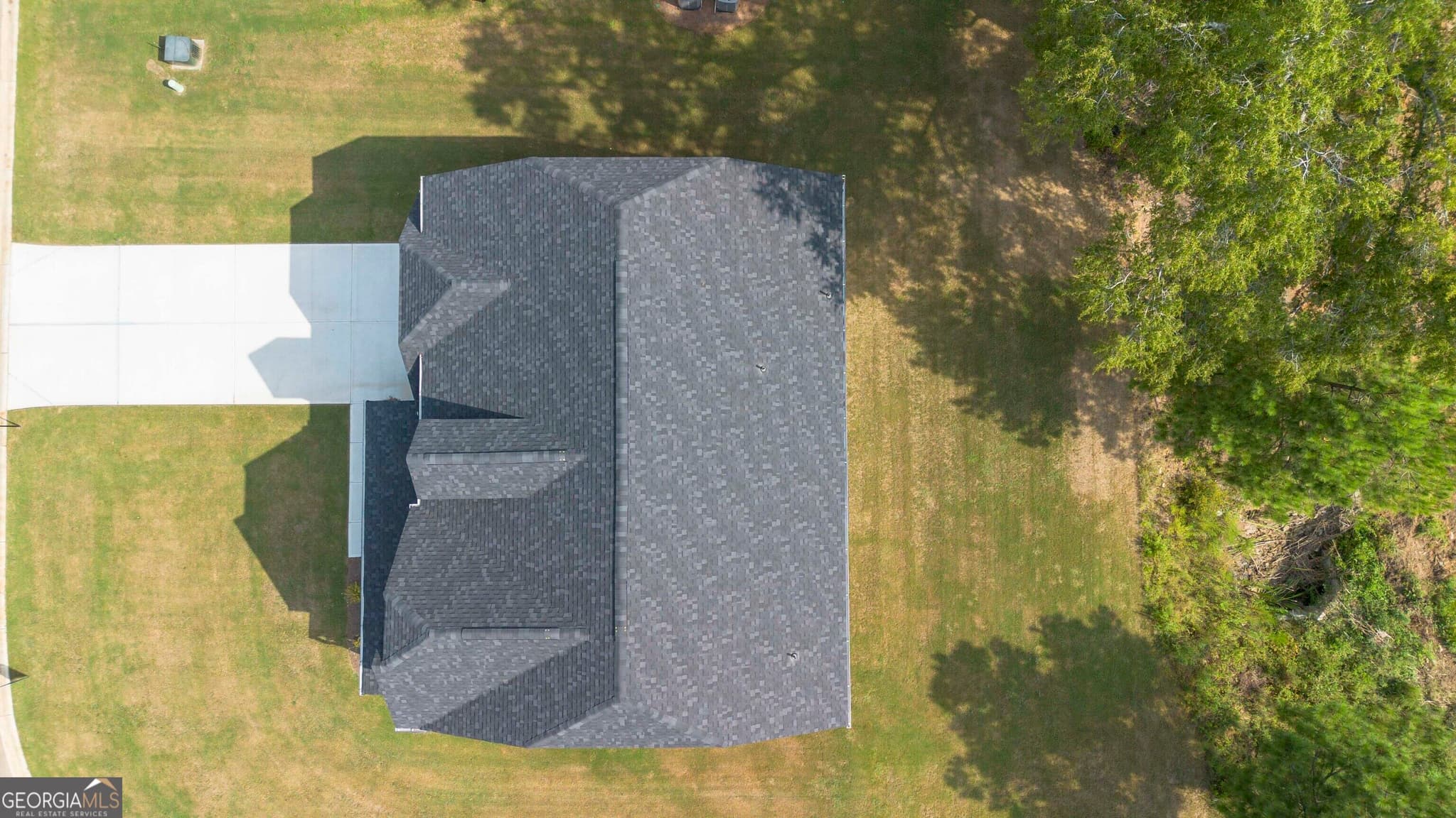 4 bedroom, 3 bathroom, 3,222 sq ft single family residence for sale at 121 Bluecoat Trail, Byron, GA 31008 — photo 5