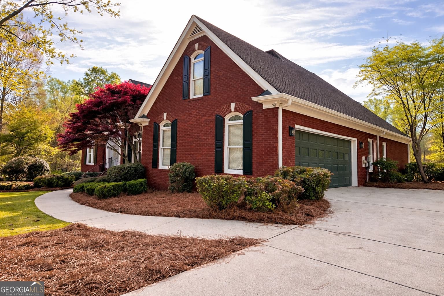 5 bedroom, 3.5 bathroom, 3,876 sq ft single family residence for sale at 461 Providence Club Drive, Monroe, GA 30656 — photo 3