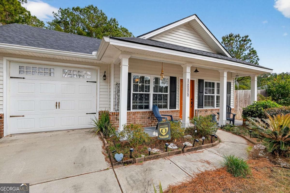 3 bedroom, 2 bathroom, 1,356 sq ft single family residence sold at 1215 Tidal Drive, Townsend, GA 31331