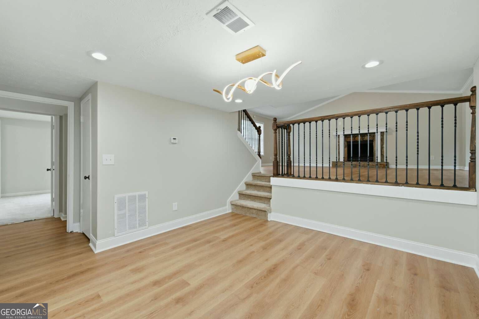 4 bedroom, 3 bathroom, 1,618 sq ft single family residence for sale at 917 Lake Watch Drive, Stone Mountain, GA 30088 — photo 9