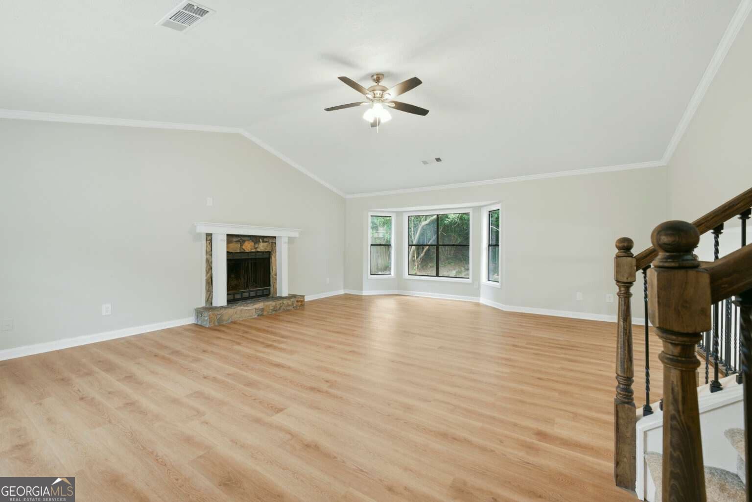 4 bedroom, 3 bathroom, 1,618 sq ft single family residence for sale at 917 Lake Watch Drive, Stone Mountain, GA 30088 — photo 4