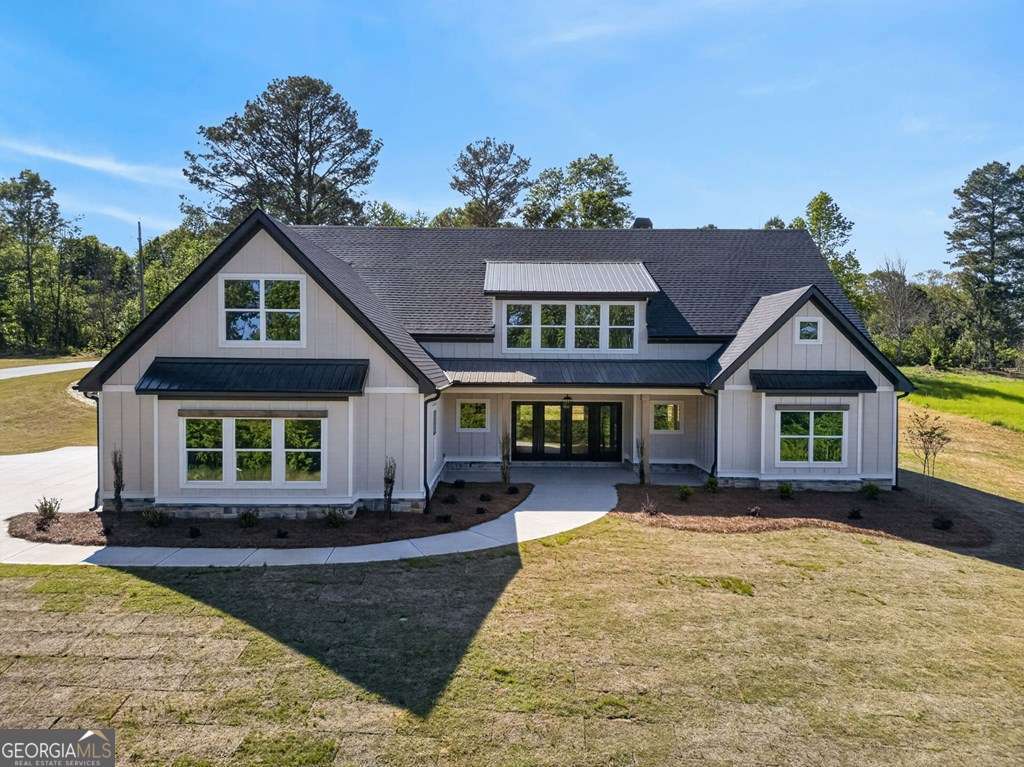 5 bedroom, 4 bathroom, 3,829 sq ft single family residence for sale at 74 County Road 603, Heflin, AL 36264 — photo 2