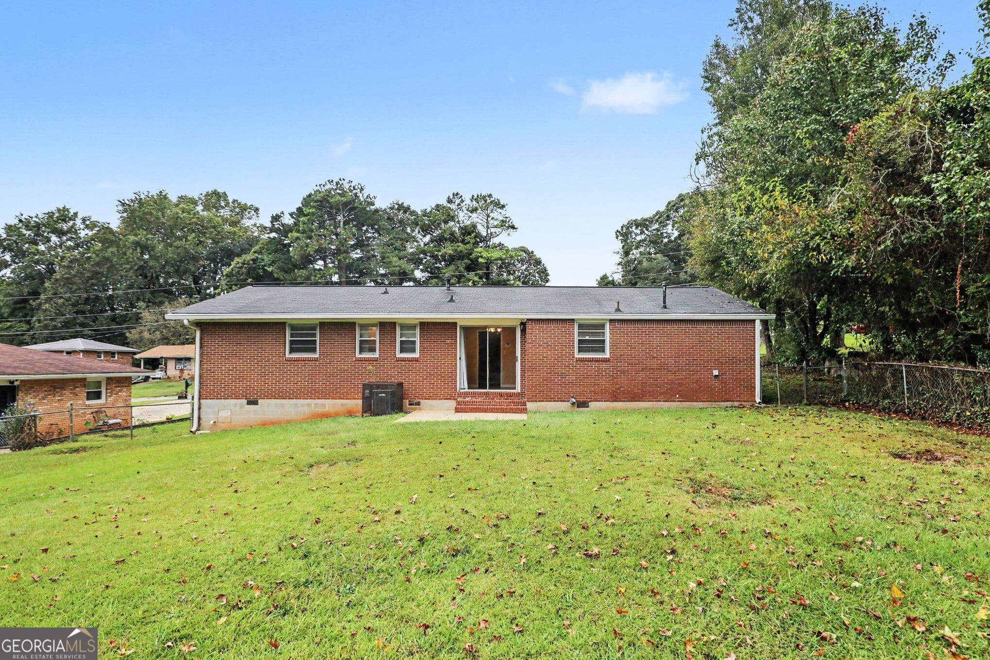 3 bedroom, 1.5 bathroom, 1,419 sq ft single family residence for sale at 2541 Burton Circle, Morrow, GA 30260 — photo 7