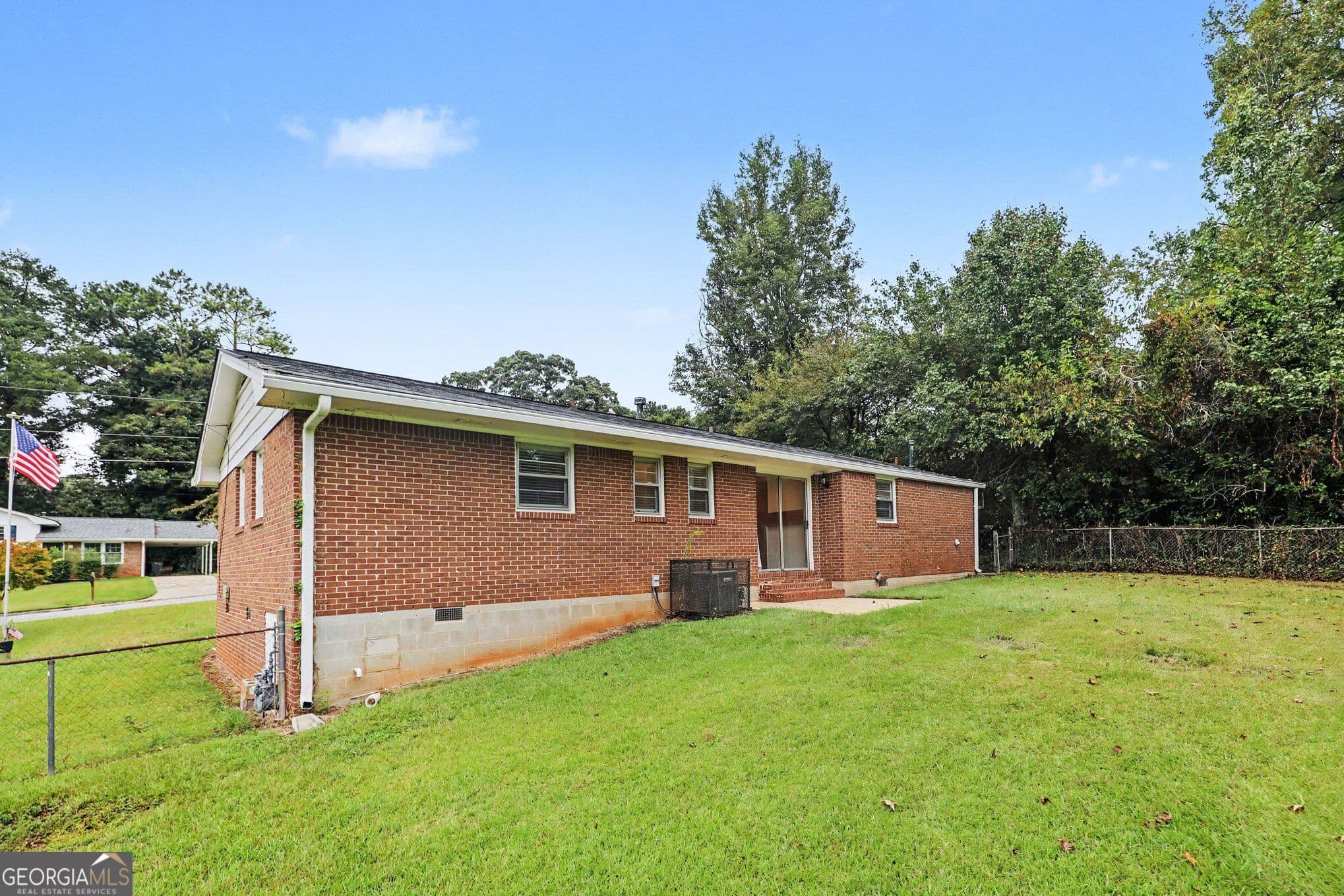 3 bedroom, 1.5 bathroom, 1,419 sq ft single family residence for sale at 2541 Burton Circle, Morrow, GA 30260 — photo 9