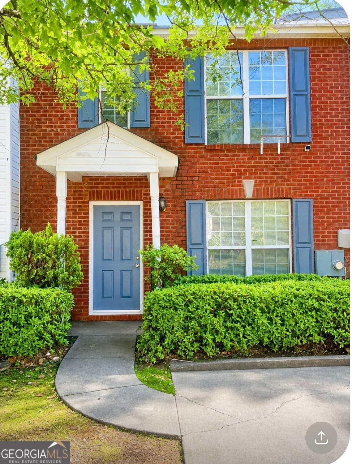 3 bedroom, 2.5 bathroom, 2,678 sq ft townhouse for rent at 2279 Strathmoor Manor Drive, Lithonia, GA 30058 for $1,800 a month — photo 2
