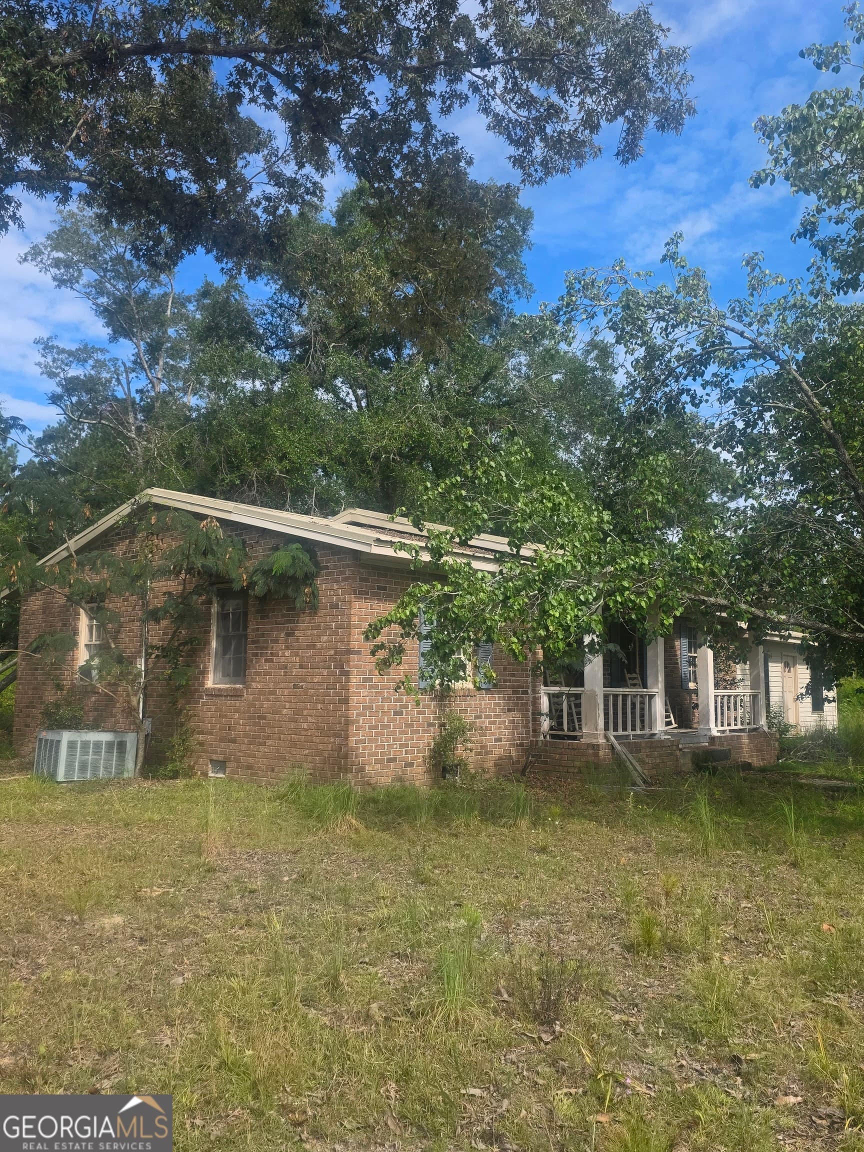 2 bedroom, 1 bathroom, 1,838 sq ft single family residence sold at 475 Perkins Road, Millen, GA 30442