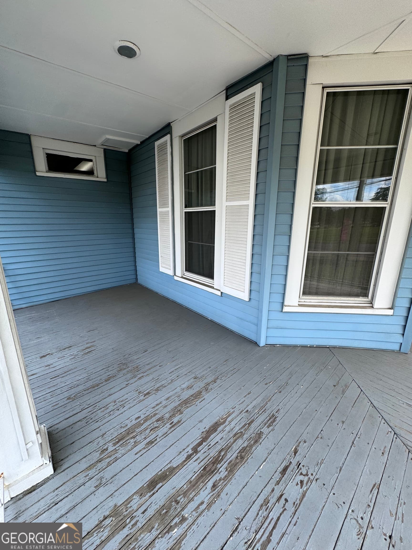 1 bedroom, 1.5 bathroom, 3,027 sq ft mixed use for sale at 526 Academy Avenue, Dublin, GA 31021 — photo 6