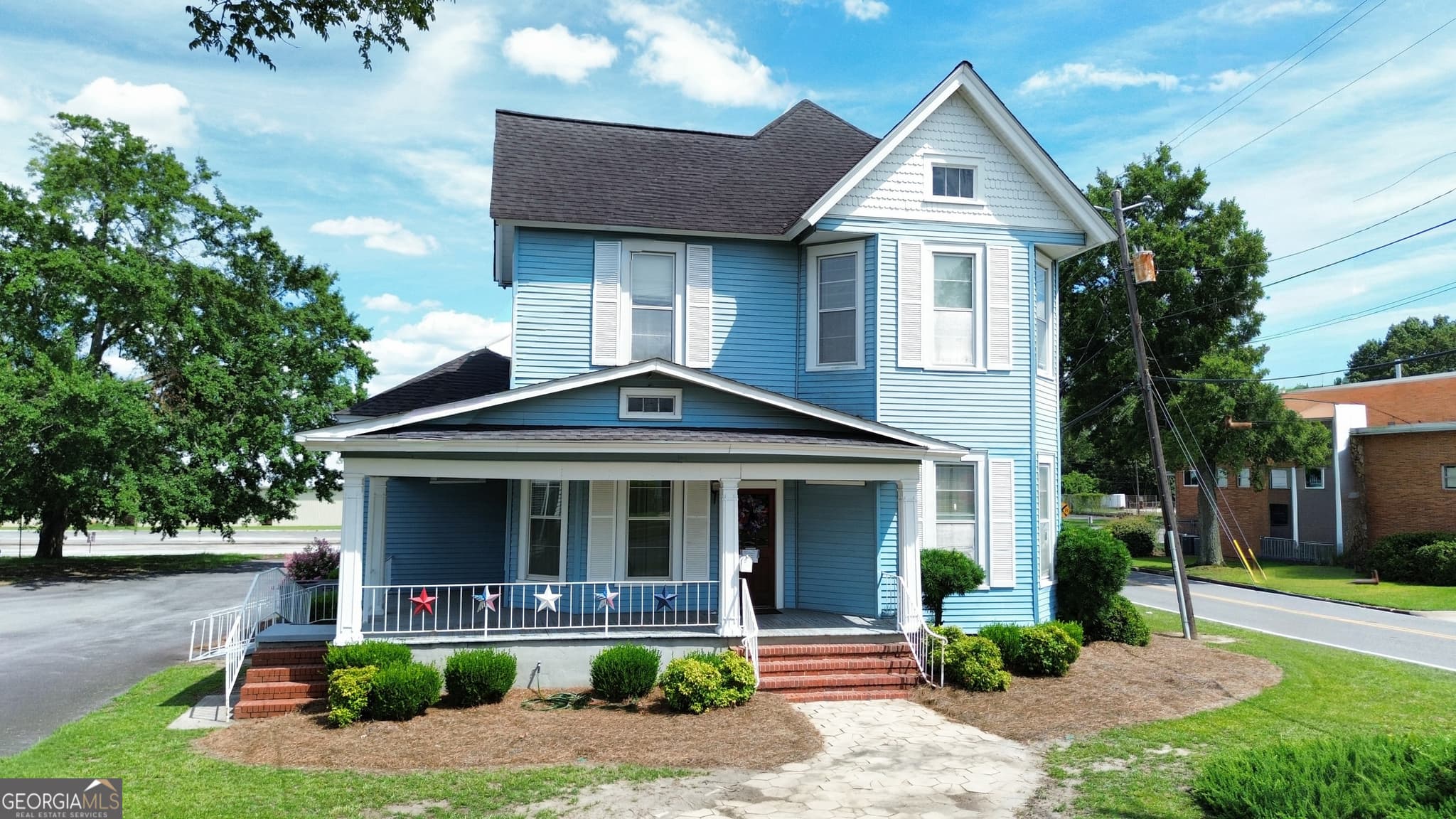 1 bedroom, 1.5 bathroom, 3,027 sq ft mixed use for sale at 526 Academy Avenue, Dublin, GA 31021 — photo 4