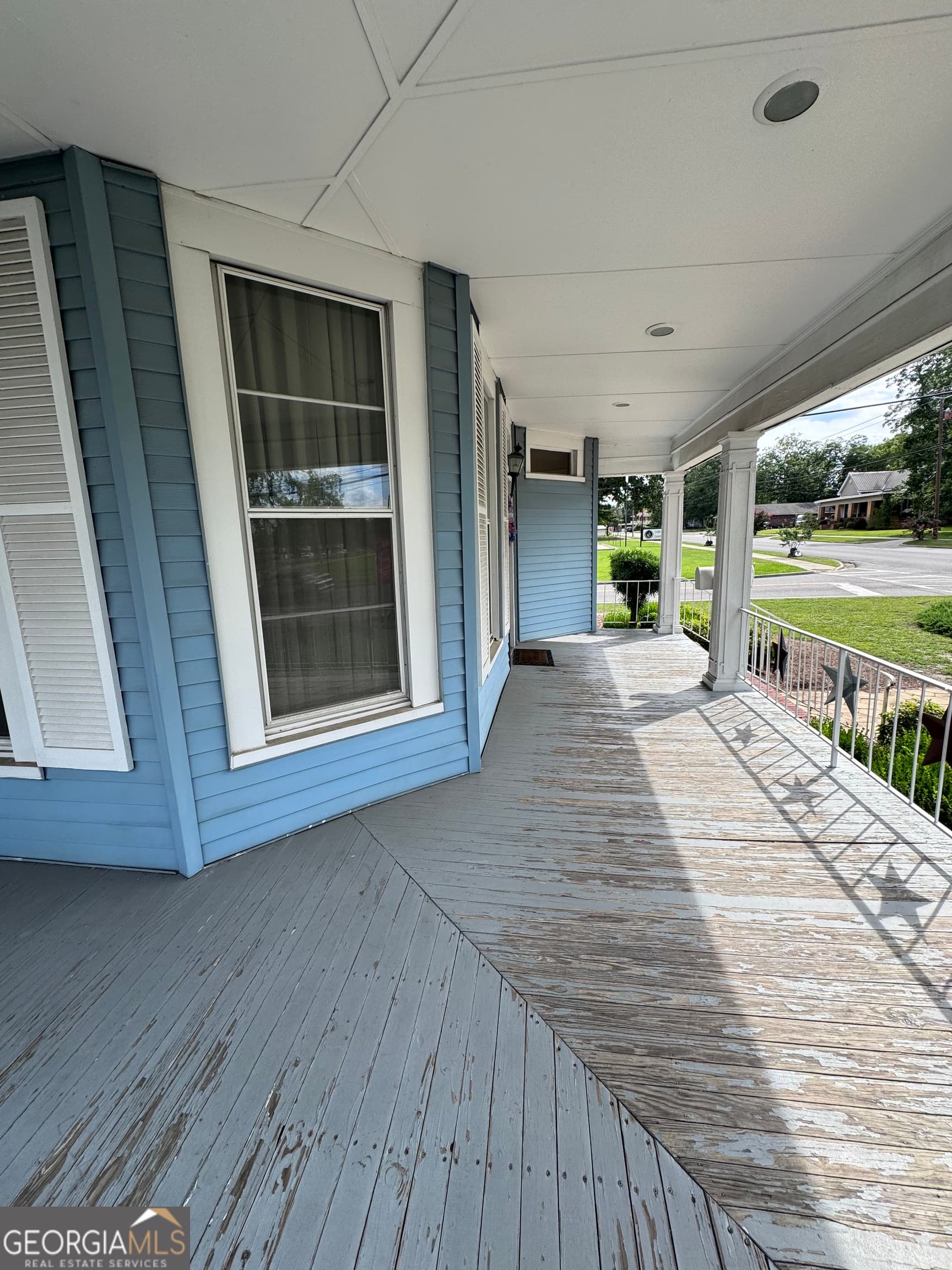 1 bedroom, 1.5 bathroom, 3,027 sq ft mixed use for sale at 526 Academy Avenue, Dublin, GA 31021 — photo 8